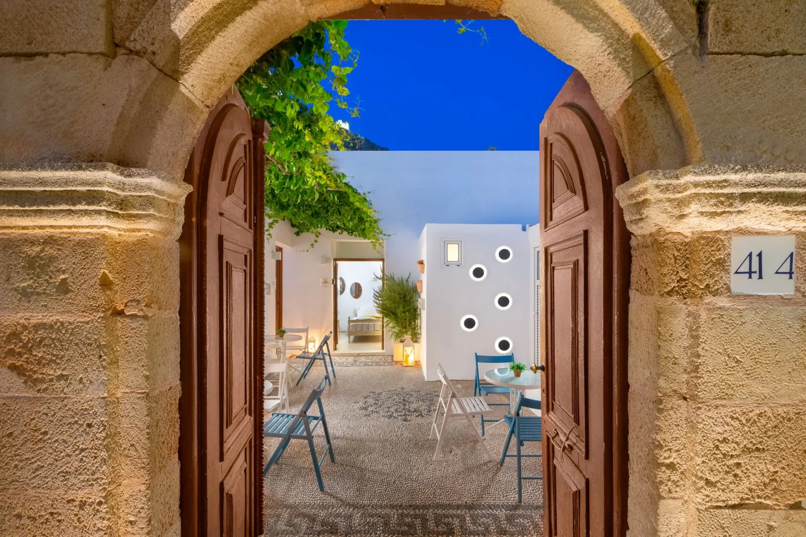Lindos Citrin Suites (3 Suites - 10 persons)