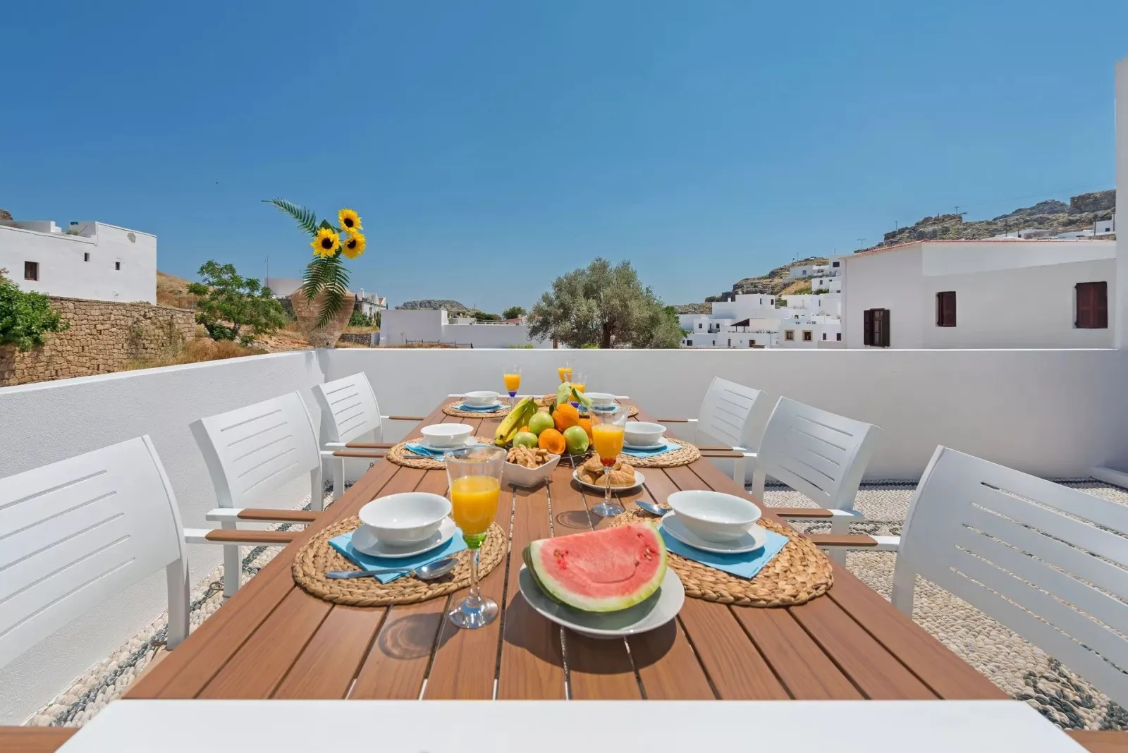 Villa & Suites (All Complex - 16 persons)