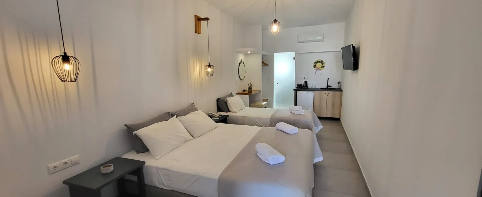 Comfort Room with Pool View