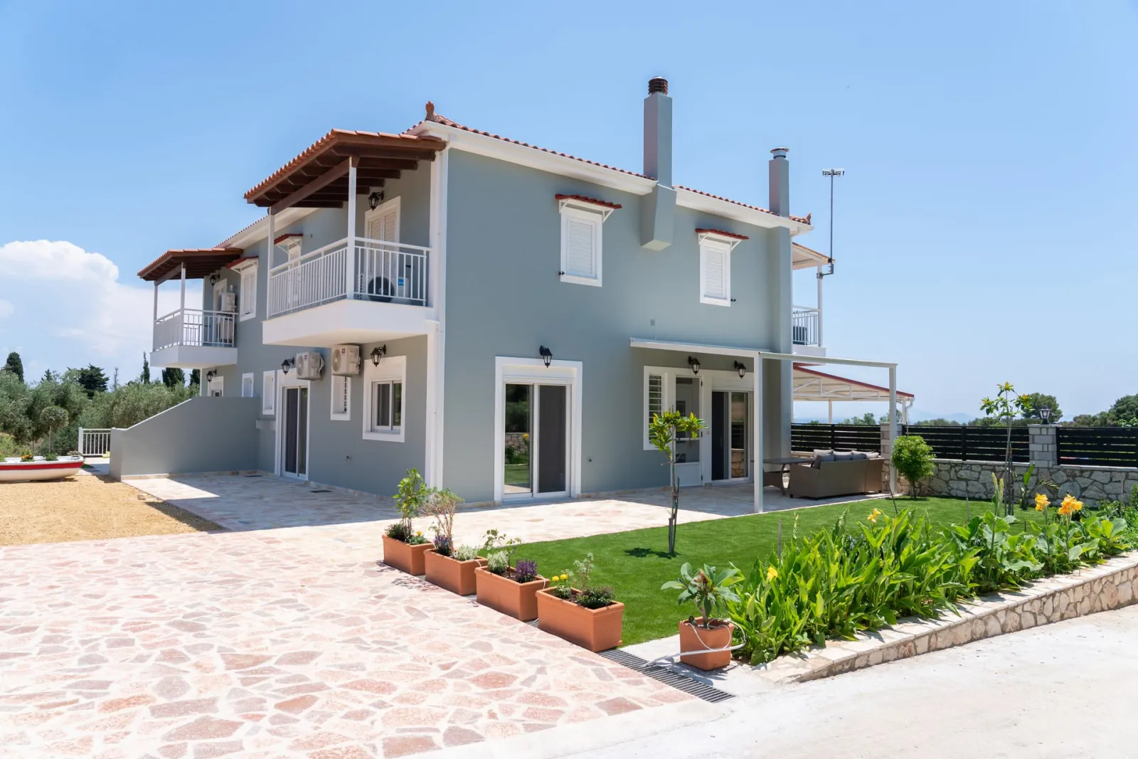Dendra Apartments – Averto