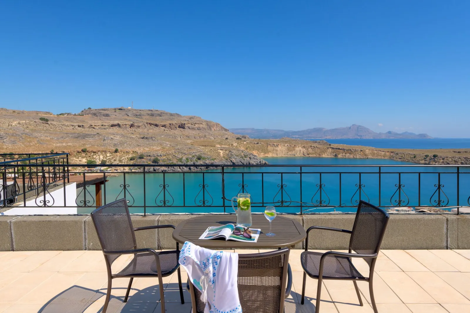 Exclusive Junior Suite with sea view