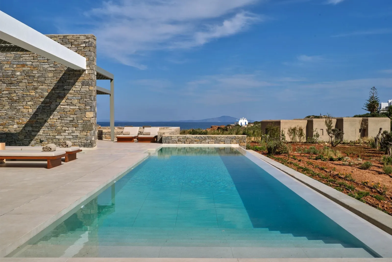 Almendra Villa