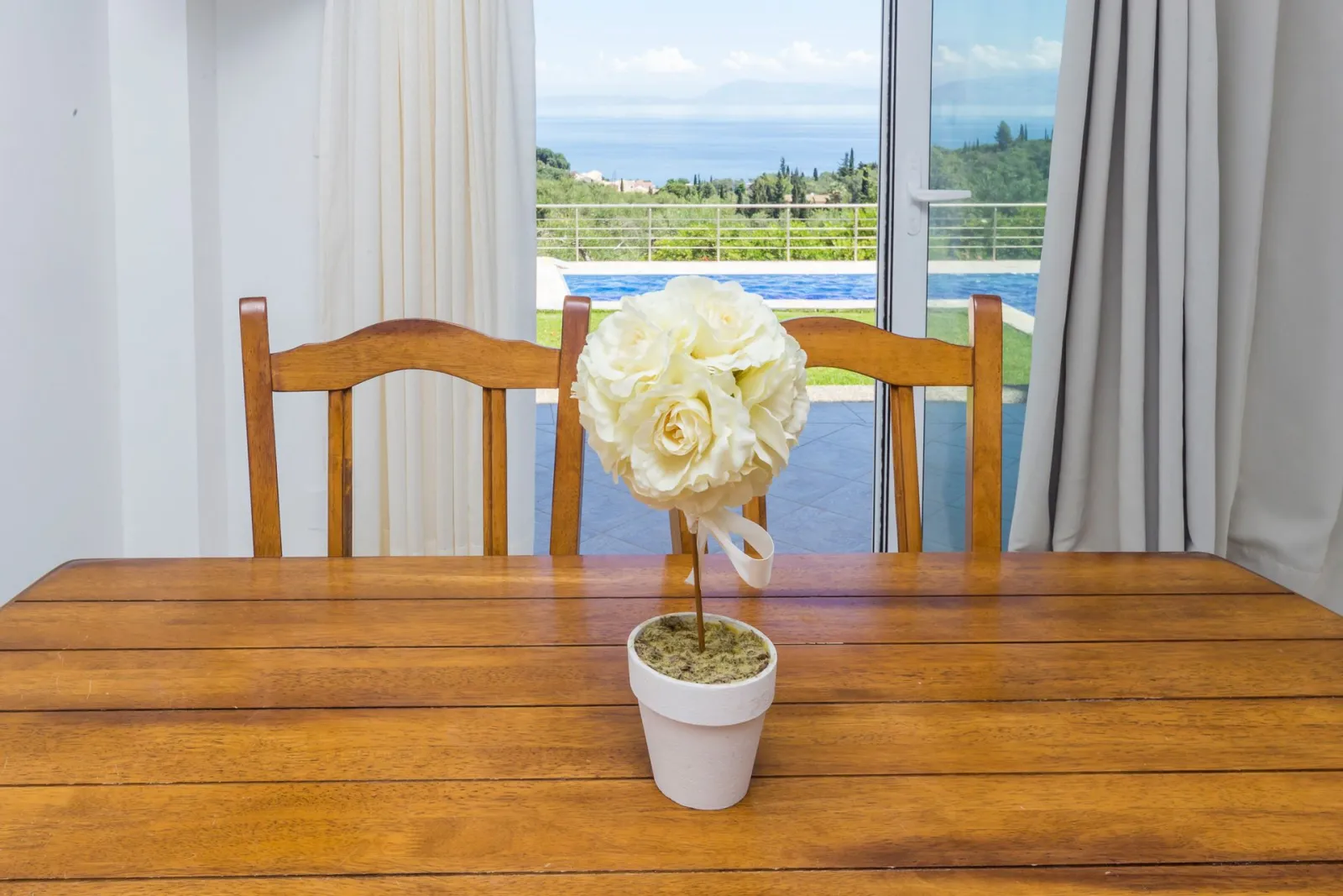 One Bedroom Sea View Apartment
