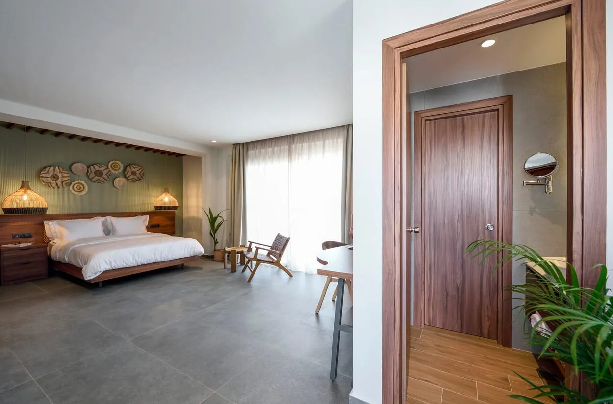 Amyntas Suite with Sea View