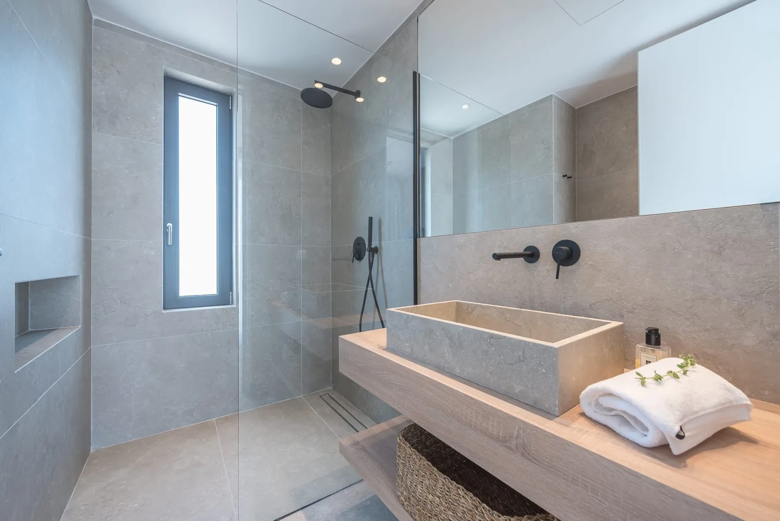 Deluxe Room 5.1
