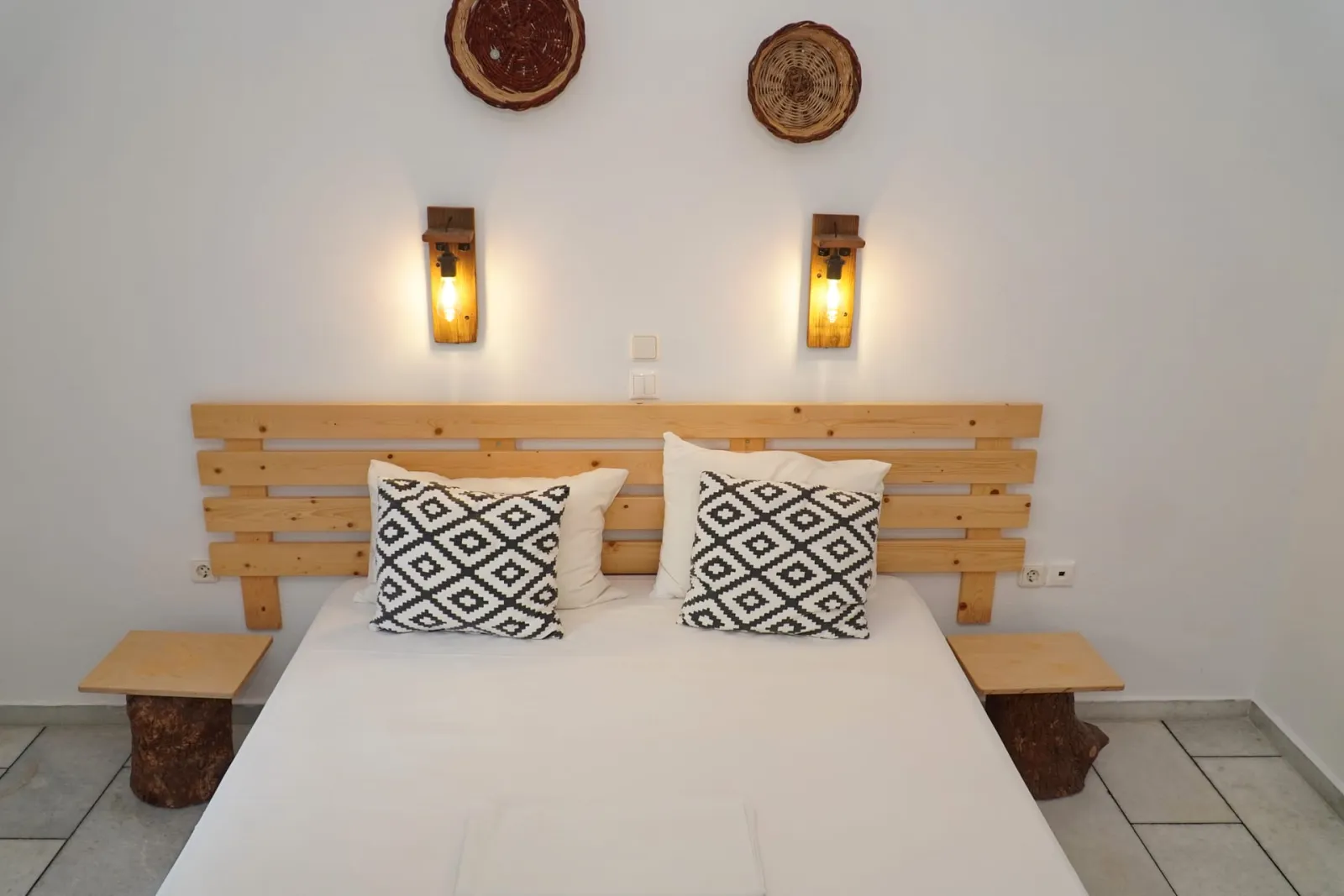 Executive Double Room Semi Basement
