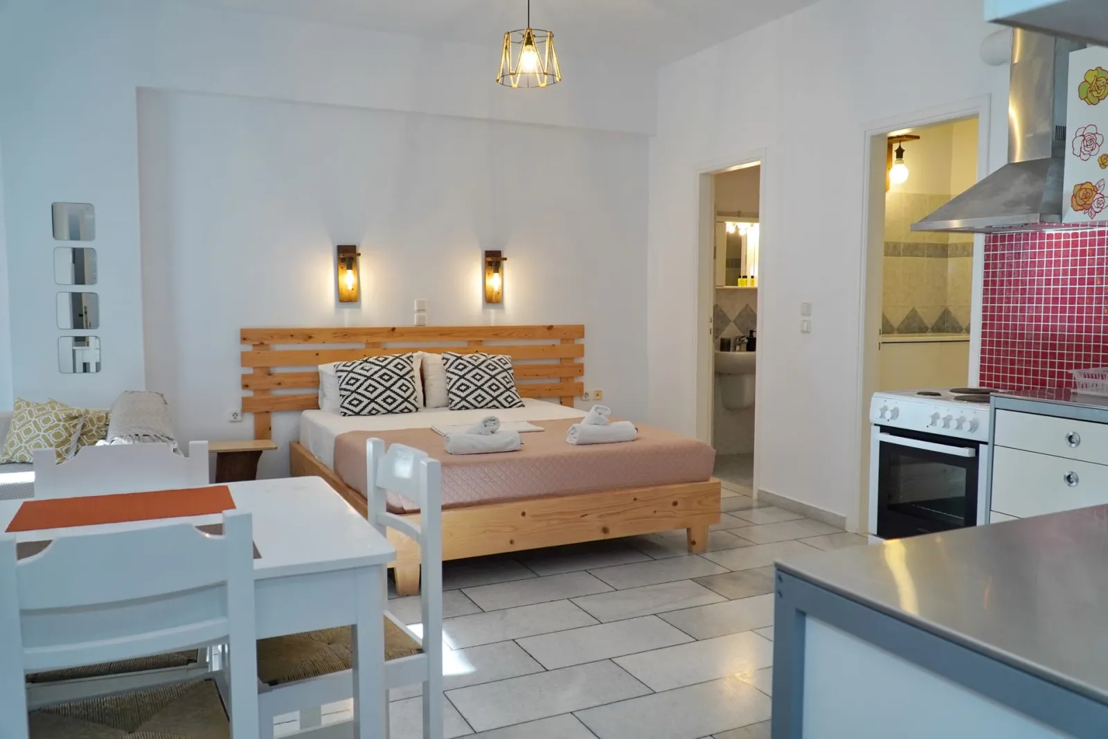 Deluxe Double Apartment Semi Basement