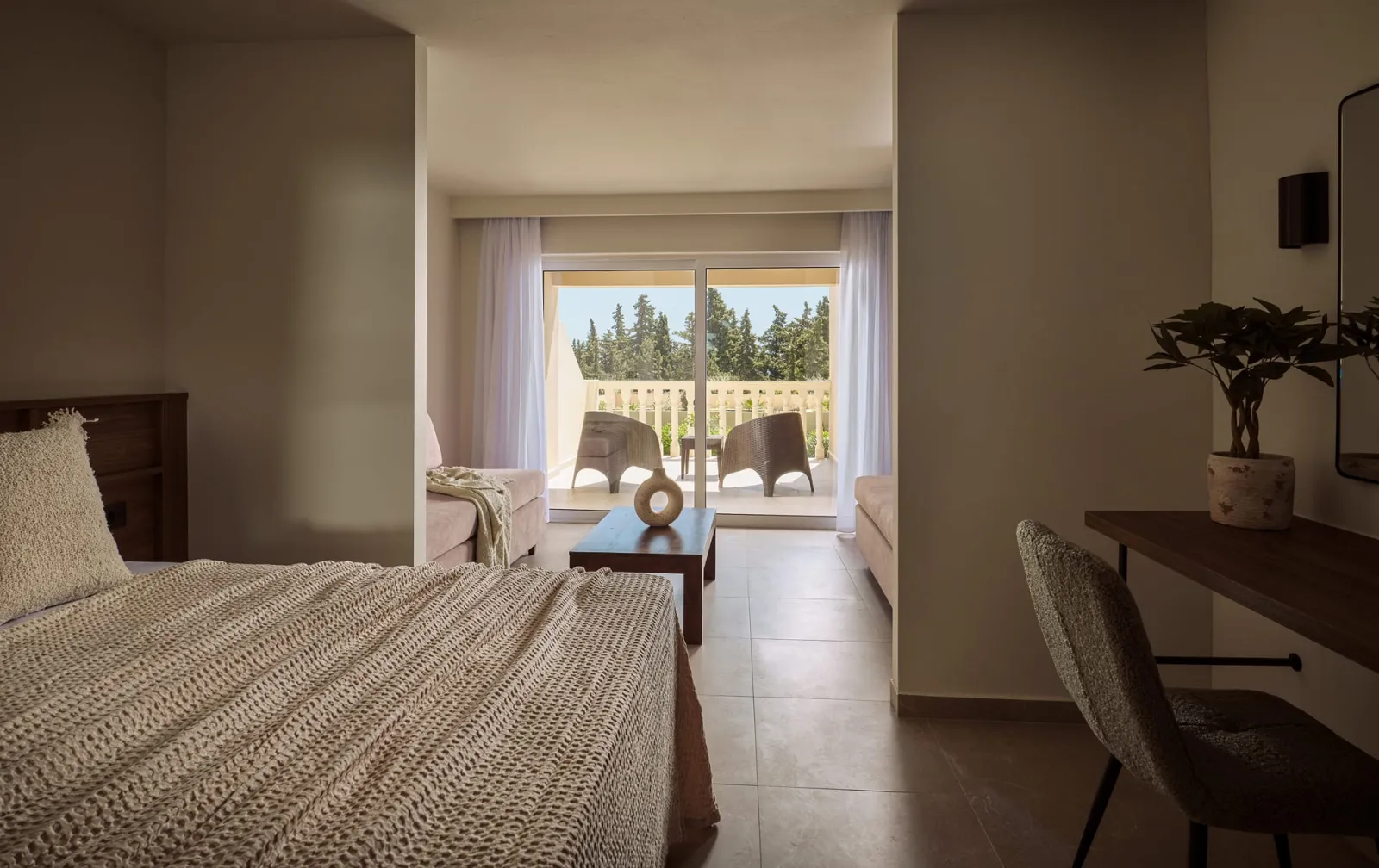 Harmony Suite with Garden View 35m²