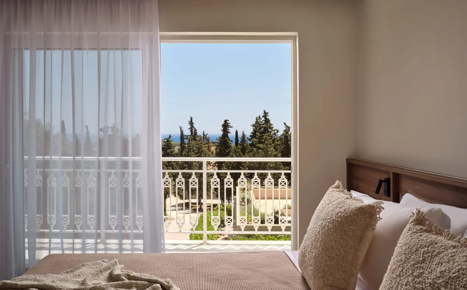Serenity Suite with Sea View 35m²