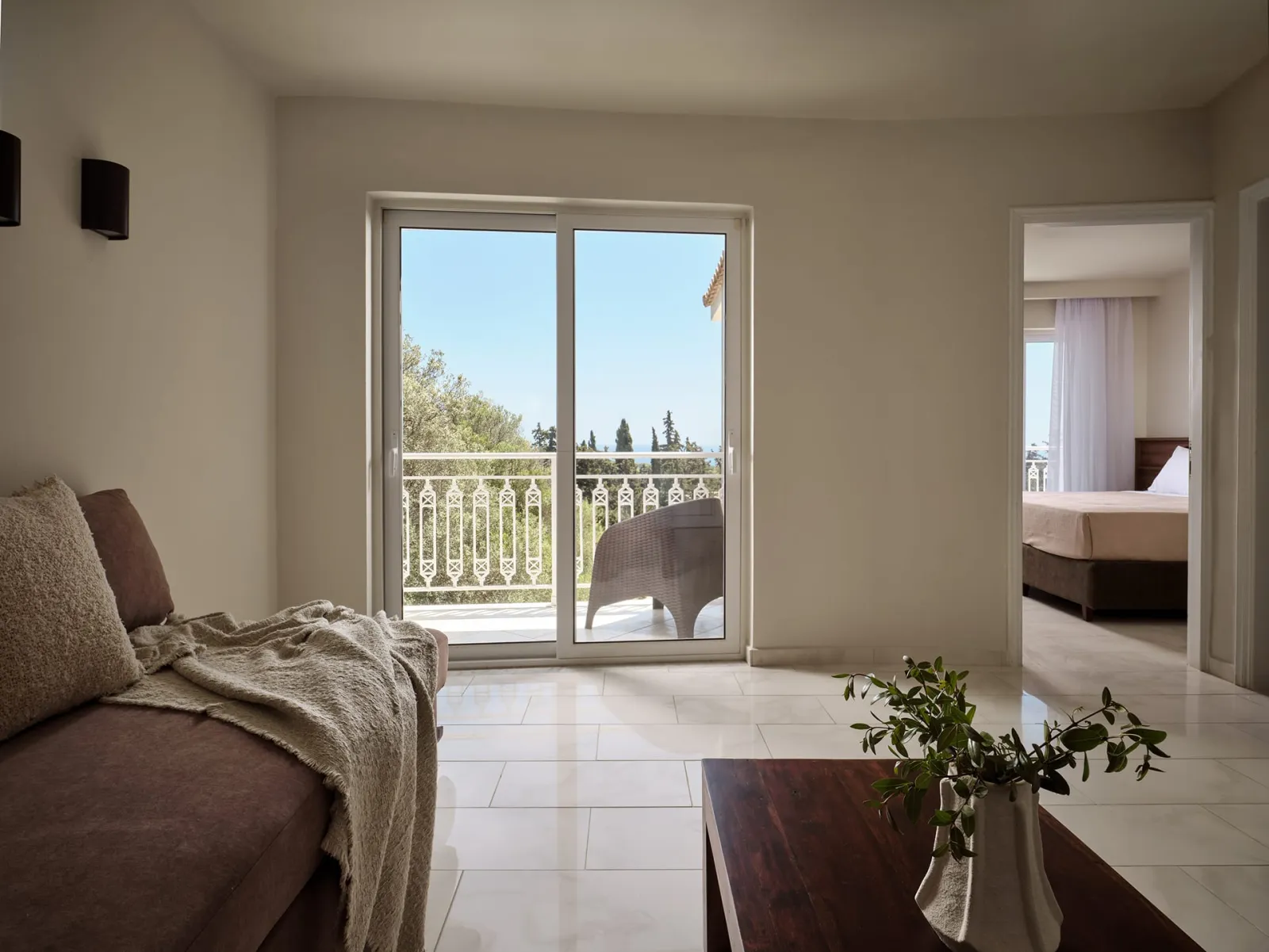 Two-Bedroom Apartment with Side Sea View 40m²