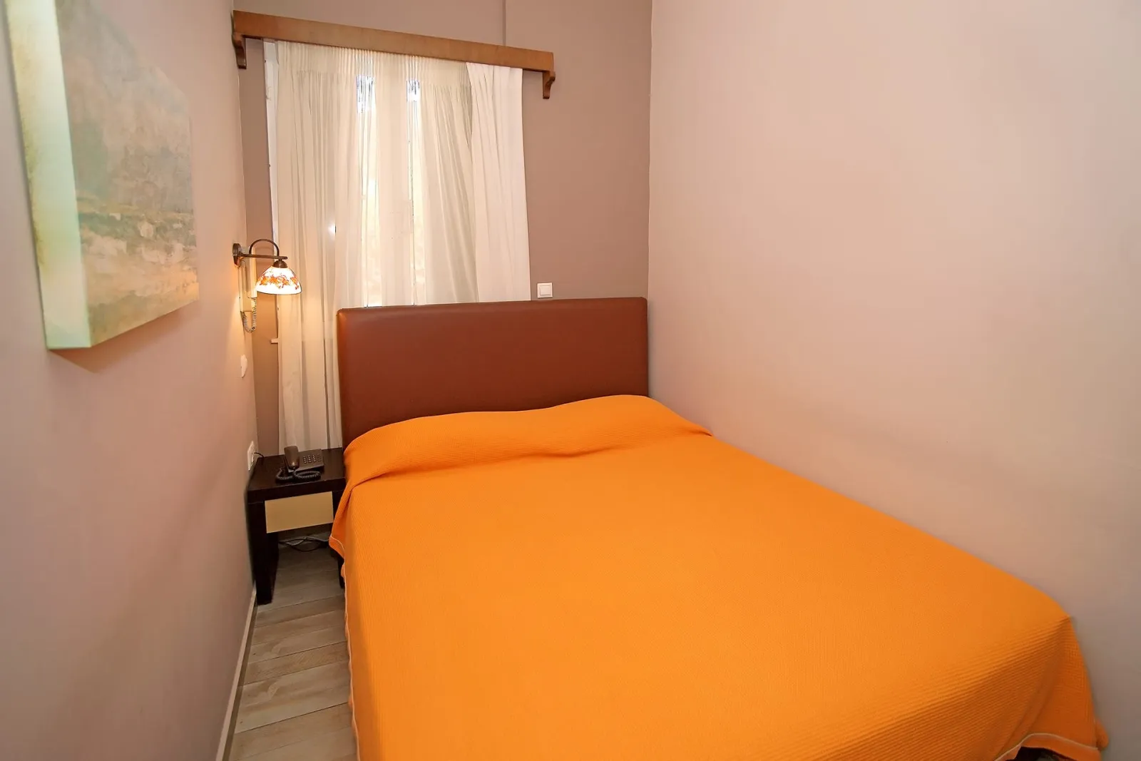 Single Room Ground Floor (No Balcony)