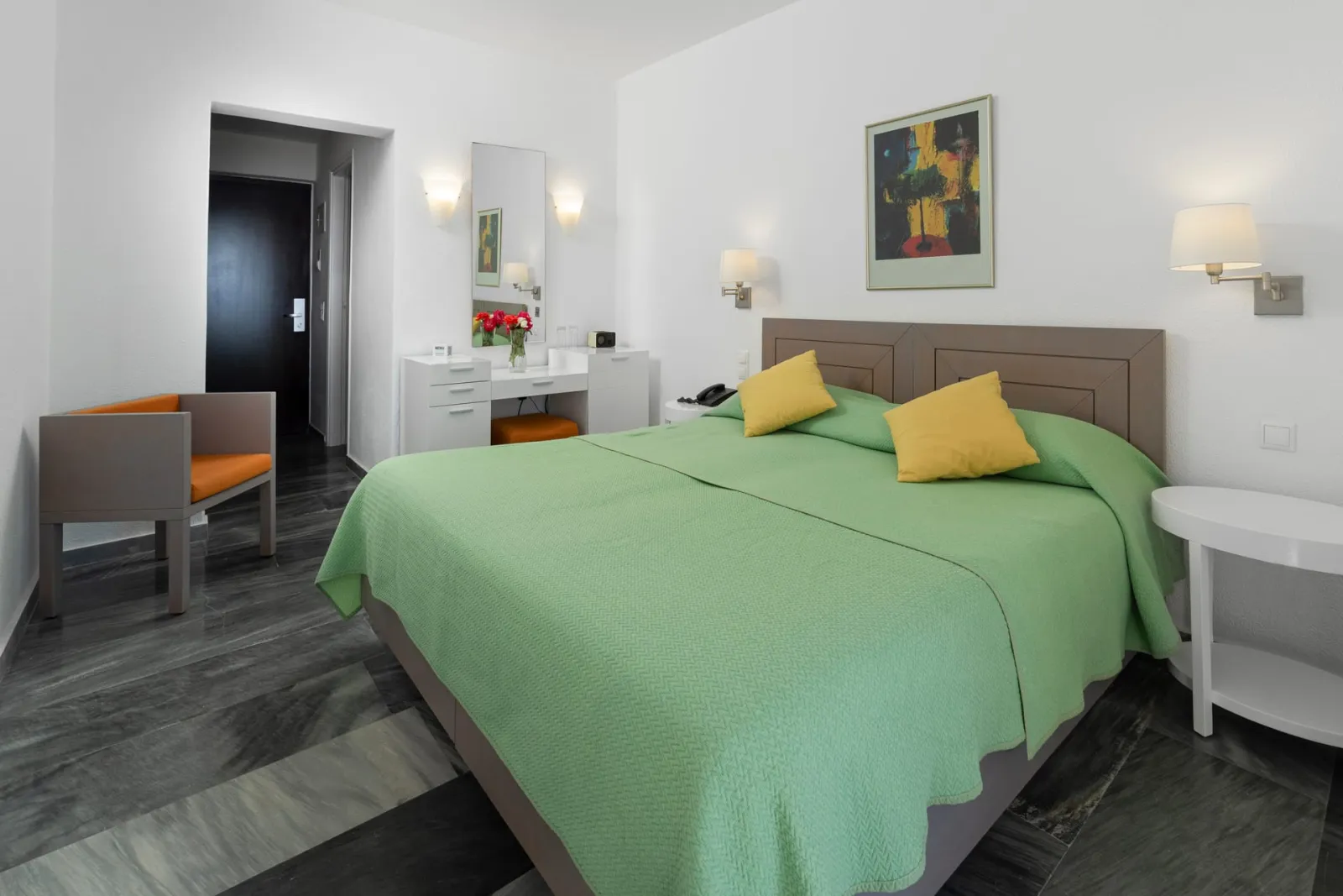 Standard Double or Twin Room with Sea View Pool Floor