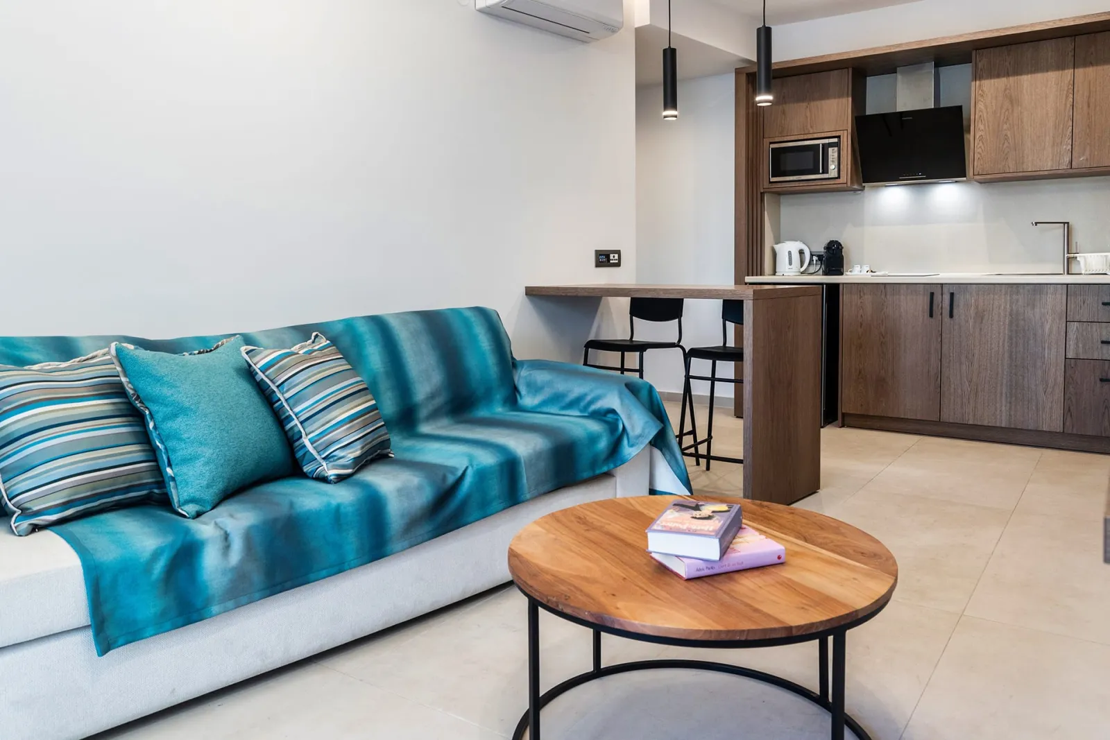 Deluxe One Bedroom Apartment with Private Pool