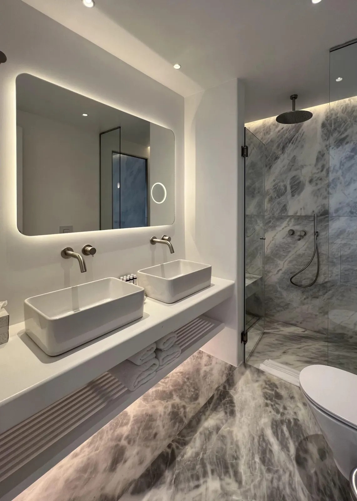 Junior Suite with Outdoor Hot Tub