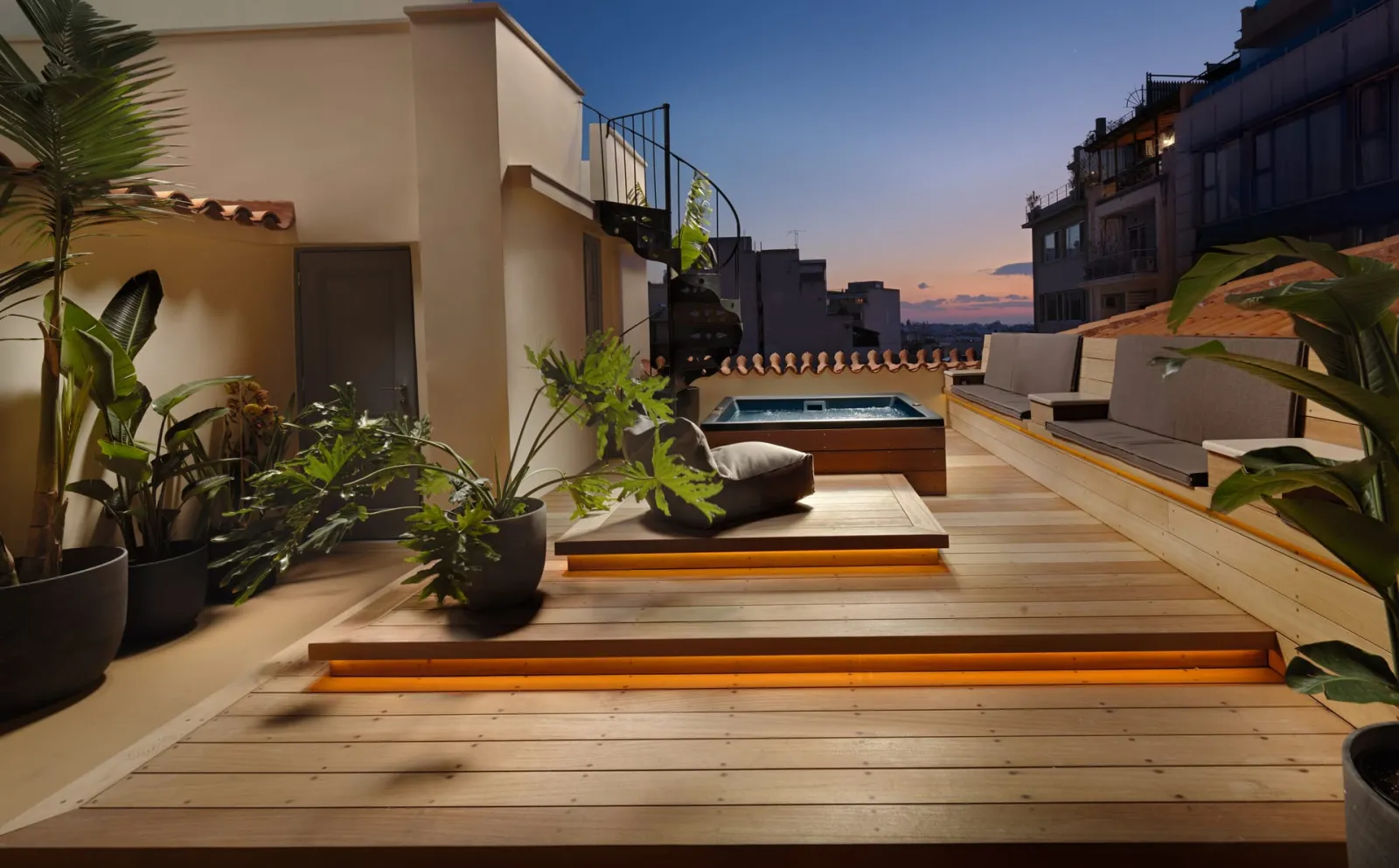 Nidus with Acropolis View and Private Jacuzzi
