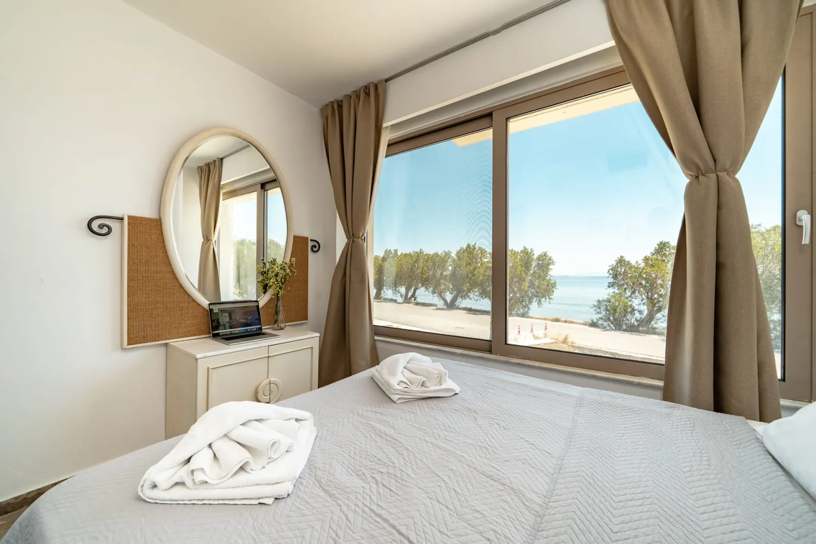 Seaside Family Apartment