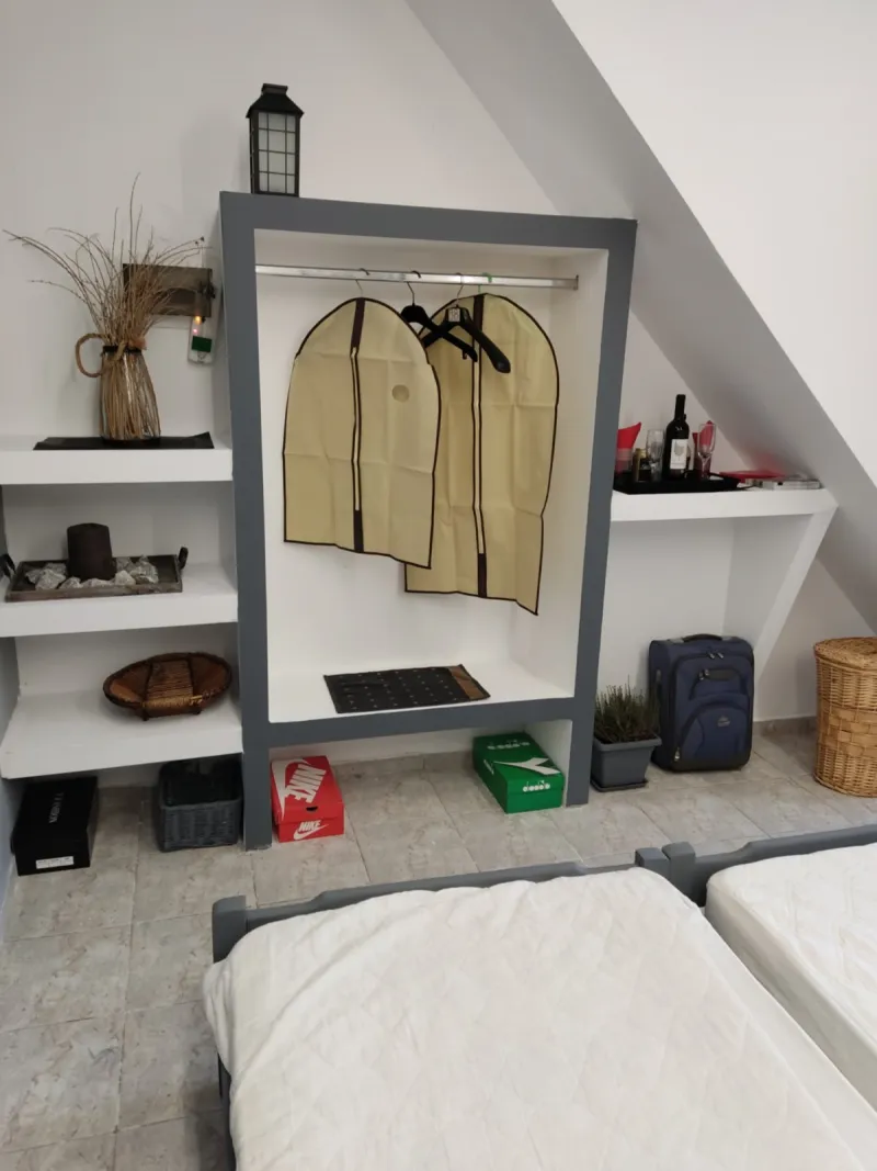 No 4 Petite Economic Studio for 4 Pers. on two floors  # Nr 4