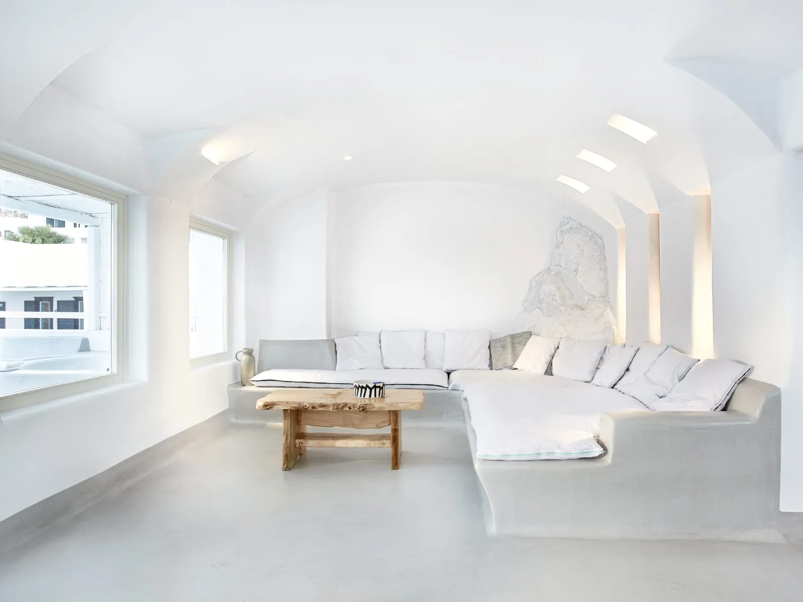 Exclusive Bungalow Suite with outdoor Hydro-Massage Bathtub