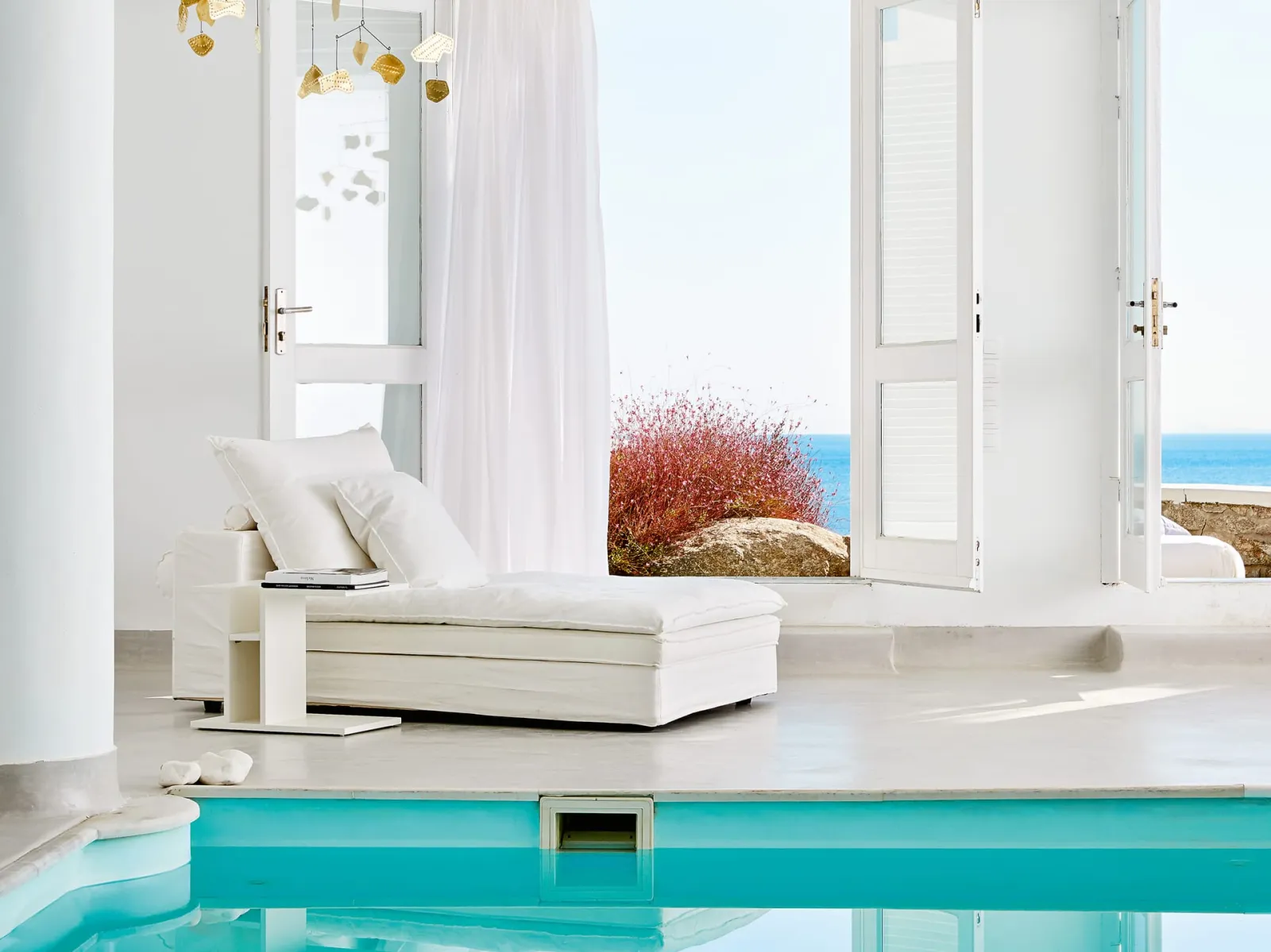 Luna Blu Suite with Private Indoor Pool