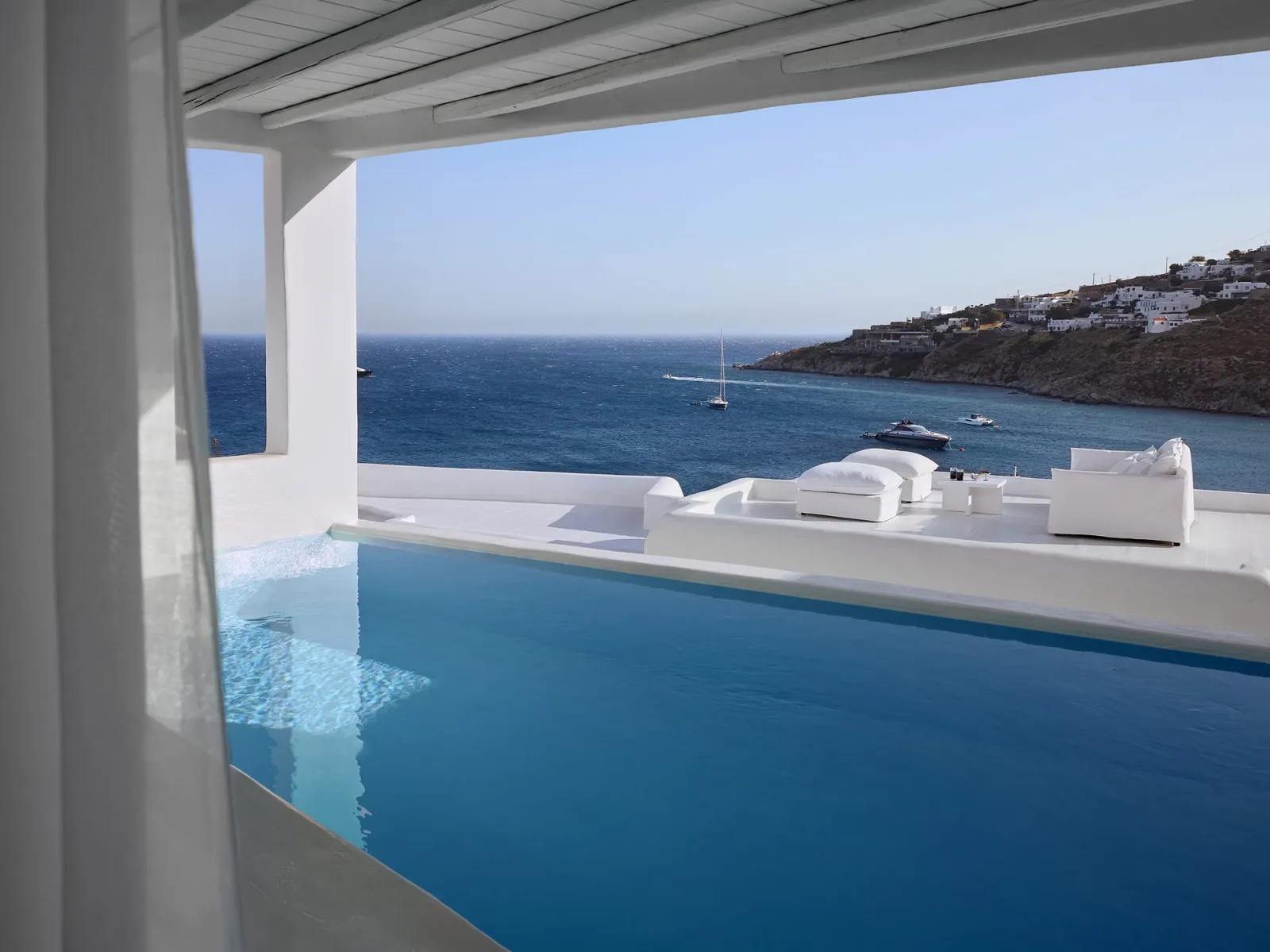 Deep Blu Villa