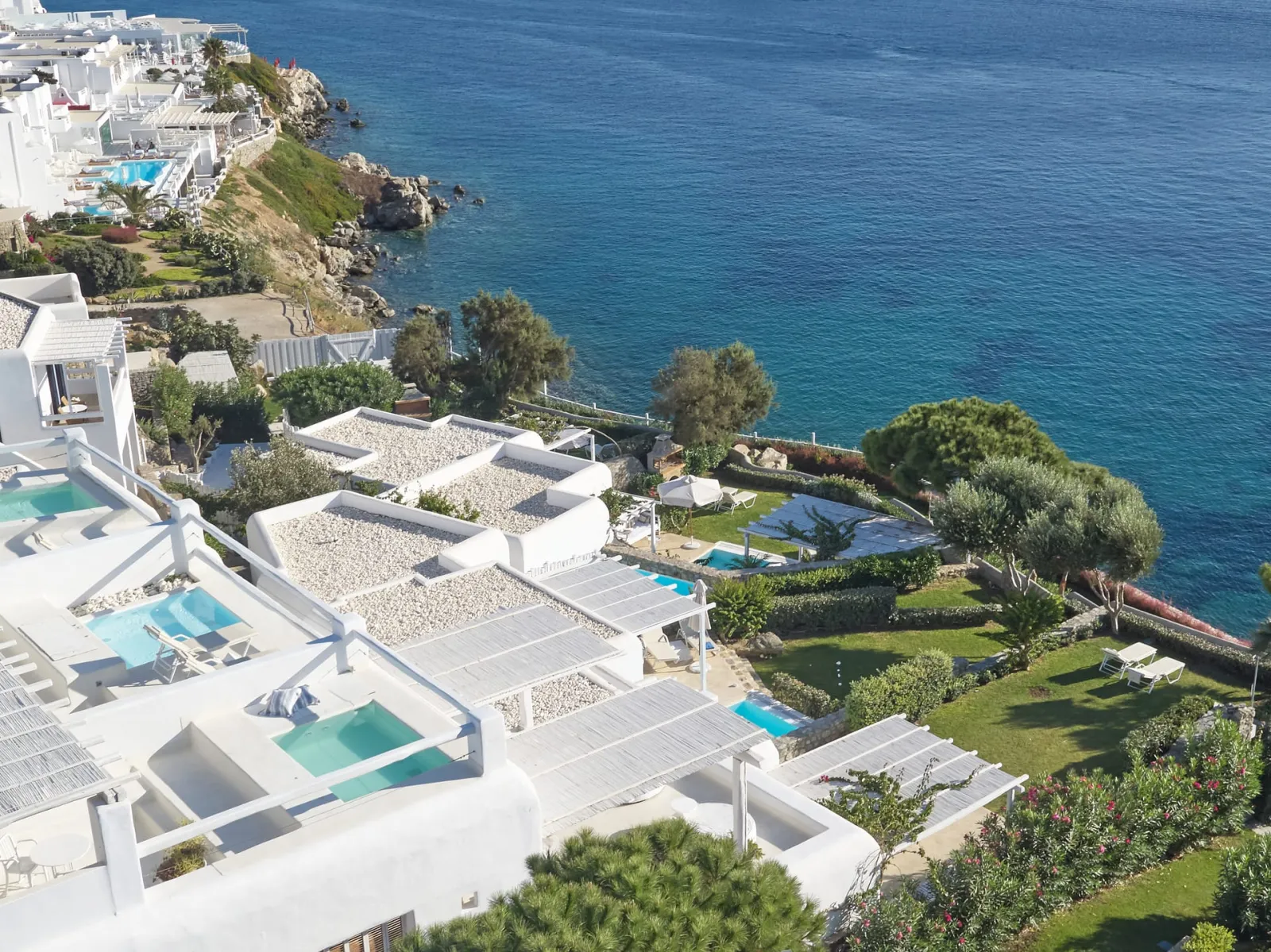 Royal Blu Mansion with Private Shaded Pool