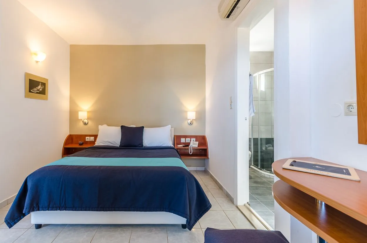 Standard Double Room | Sea-Sunset-Pool View [25 m²]