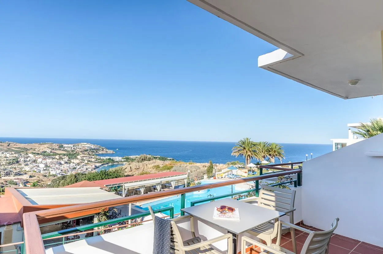 Standard Double Room | Sea-Sunset-Pool View [25 m²]