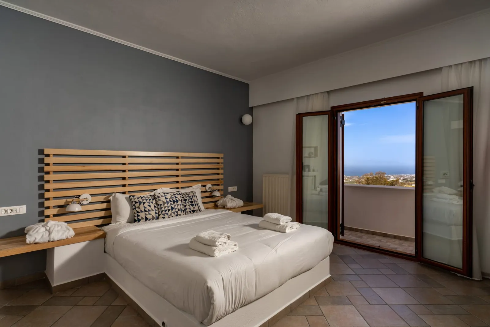 Deluxe Triple Room with Hot Tub