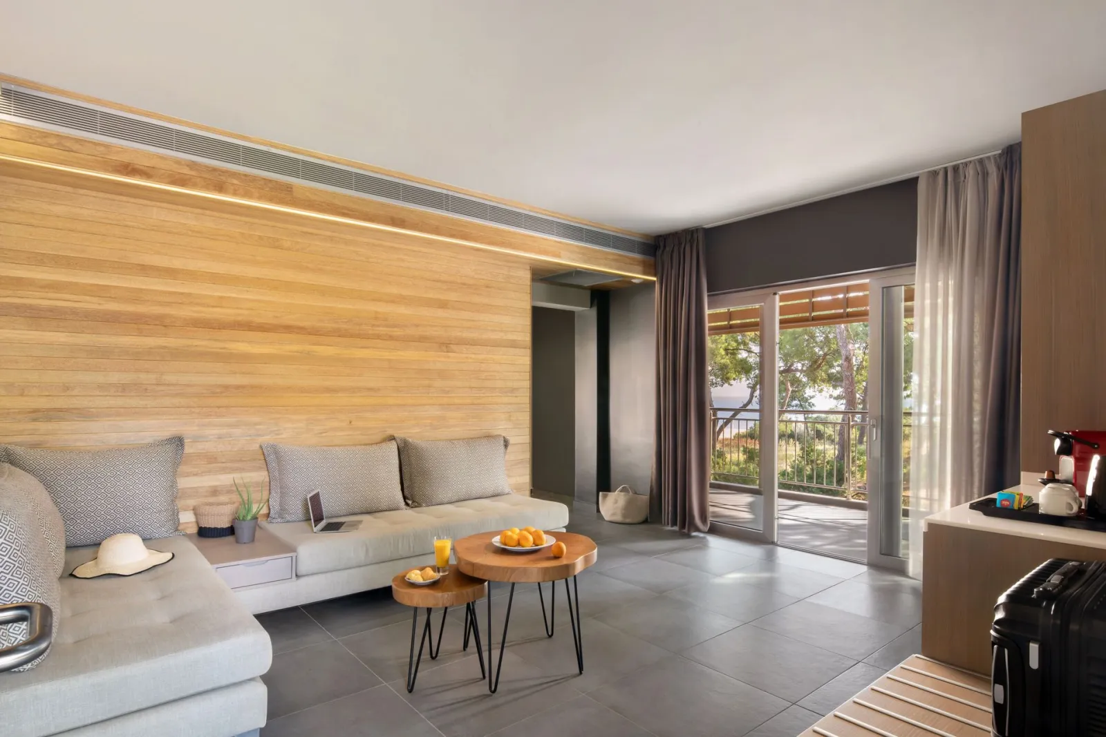 Family Suite with Garden View