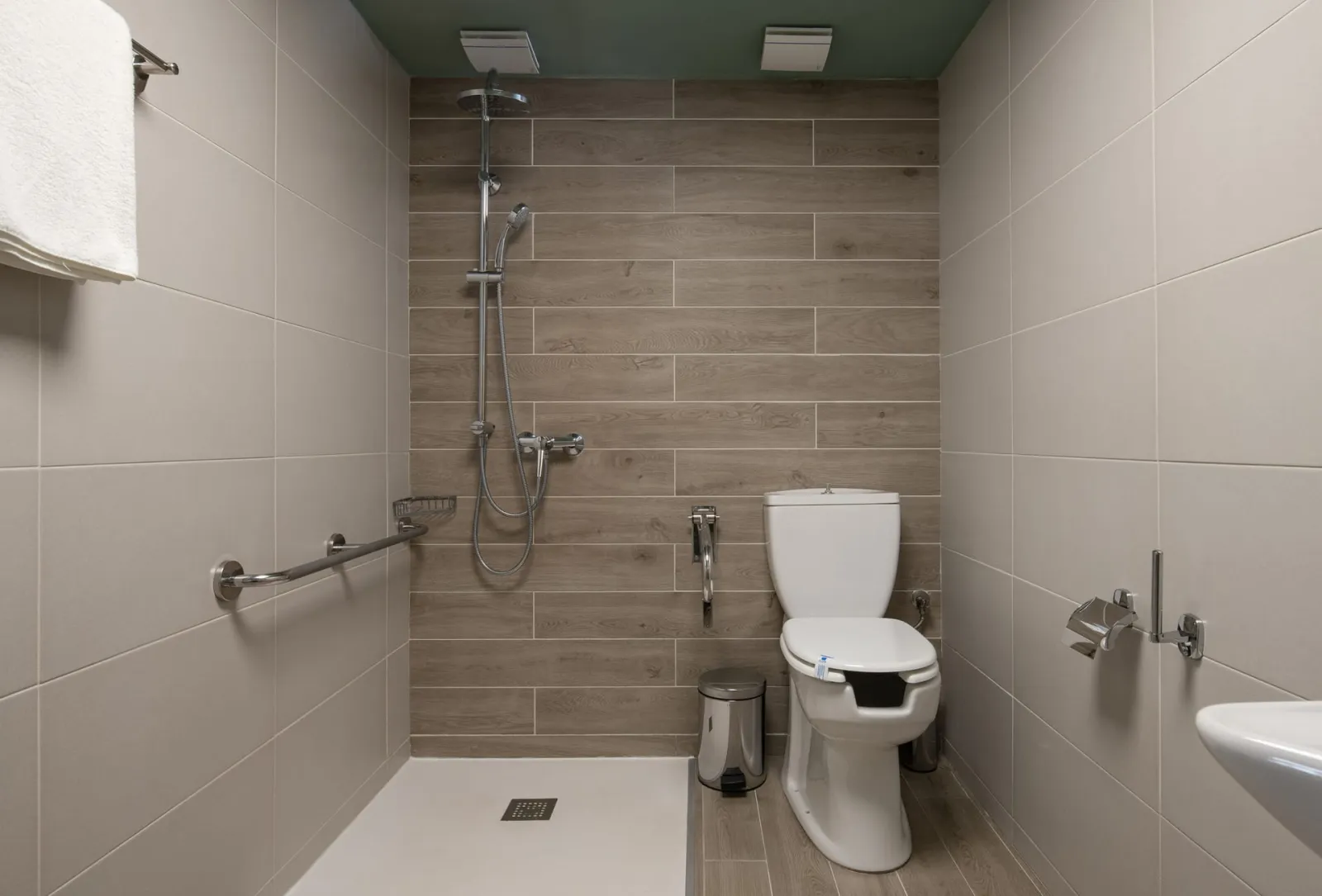 Handicapped Room