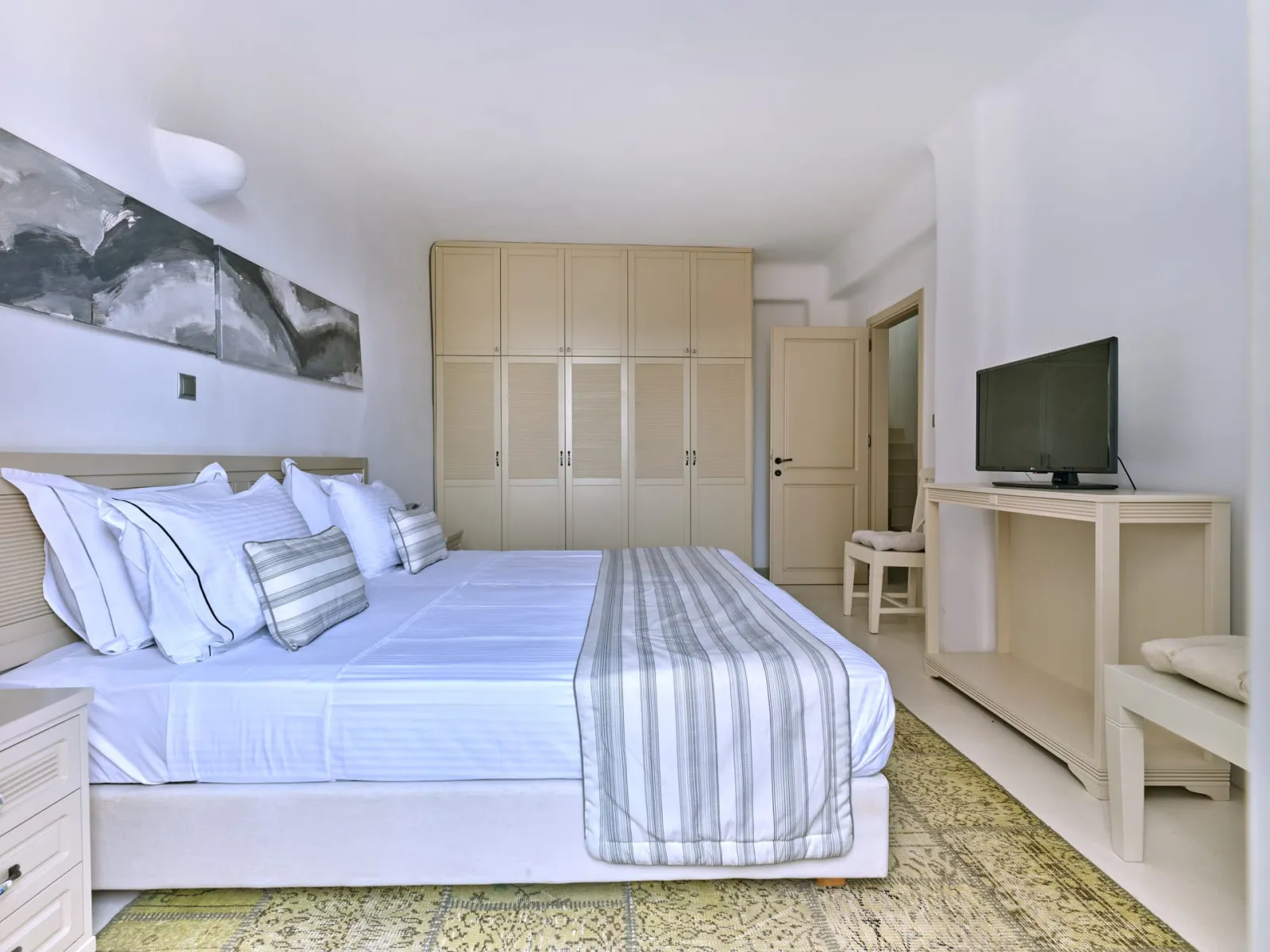 Two Bedroom Villa 90 m² with private pool