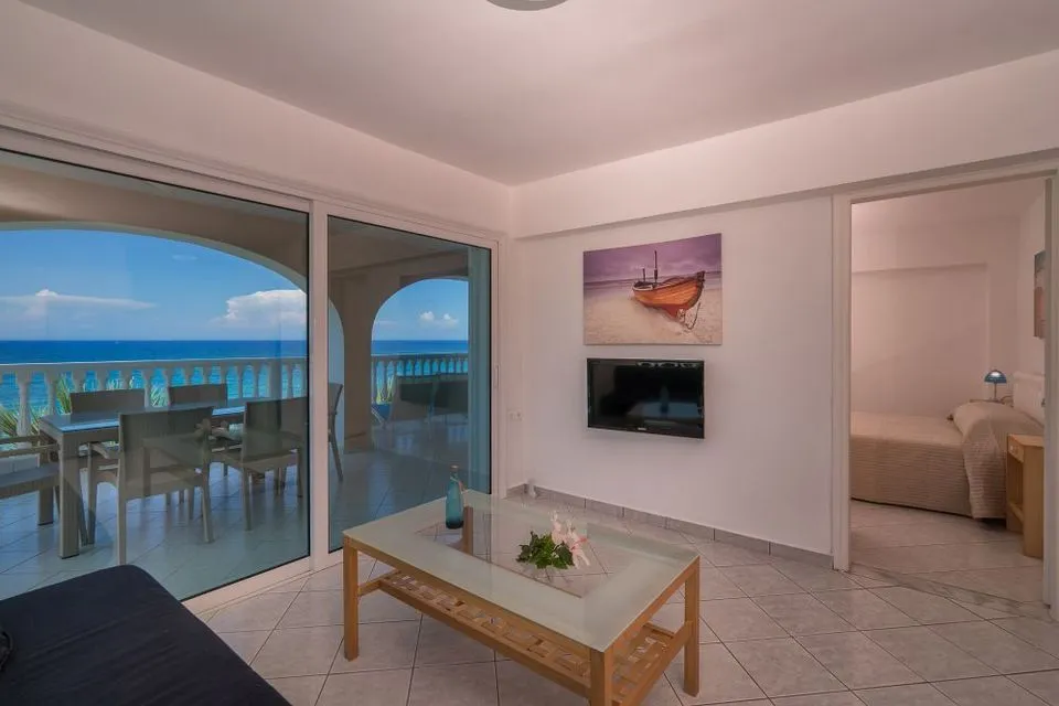 Two Bedroom Sea View Apartment 