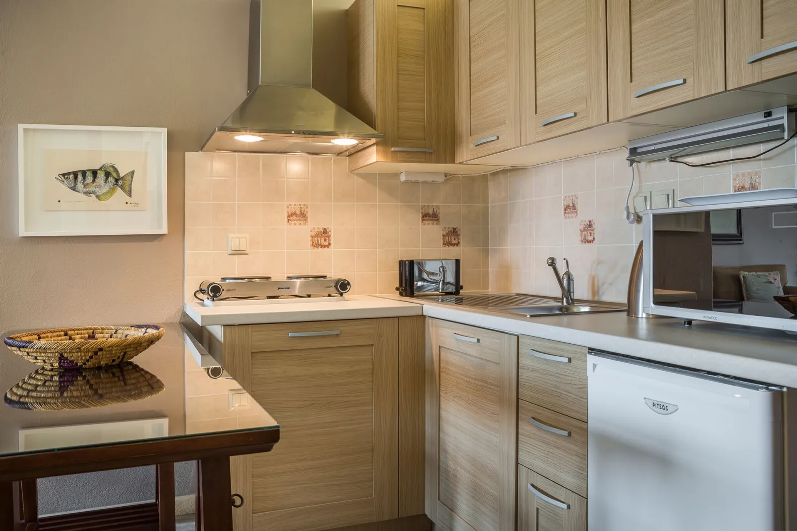 Superior Suite with Partial Harbour View No 103