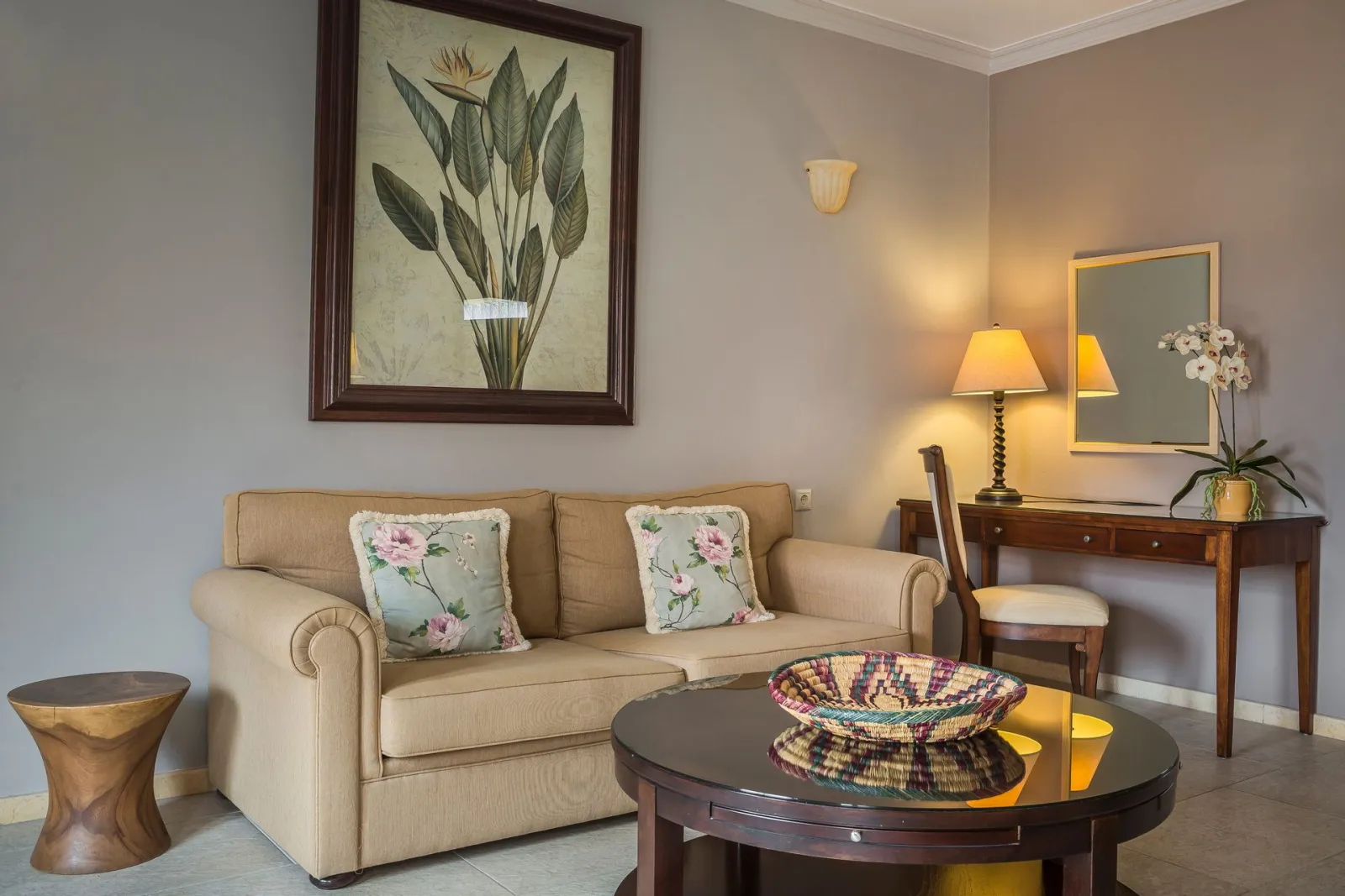Superior Suite with Partial Harbour View No 103