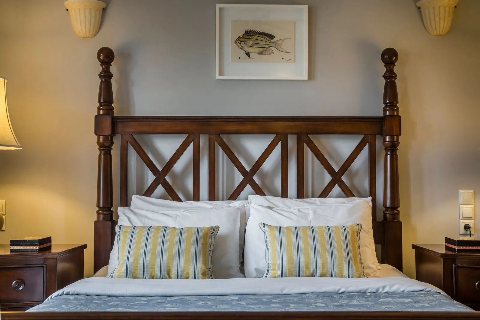 Superior Suite with Courtyard View No 106