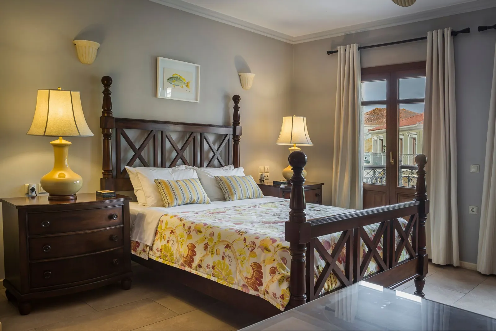 Superior Suite with Courtyard View No 107