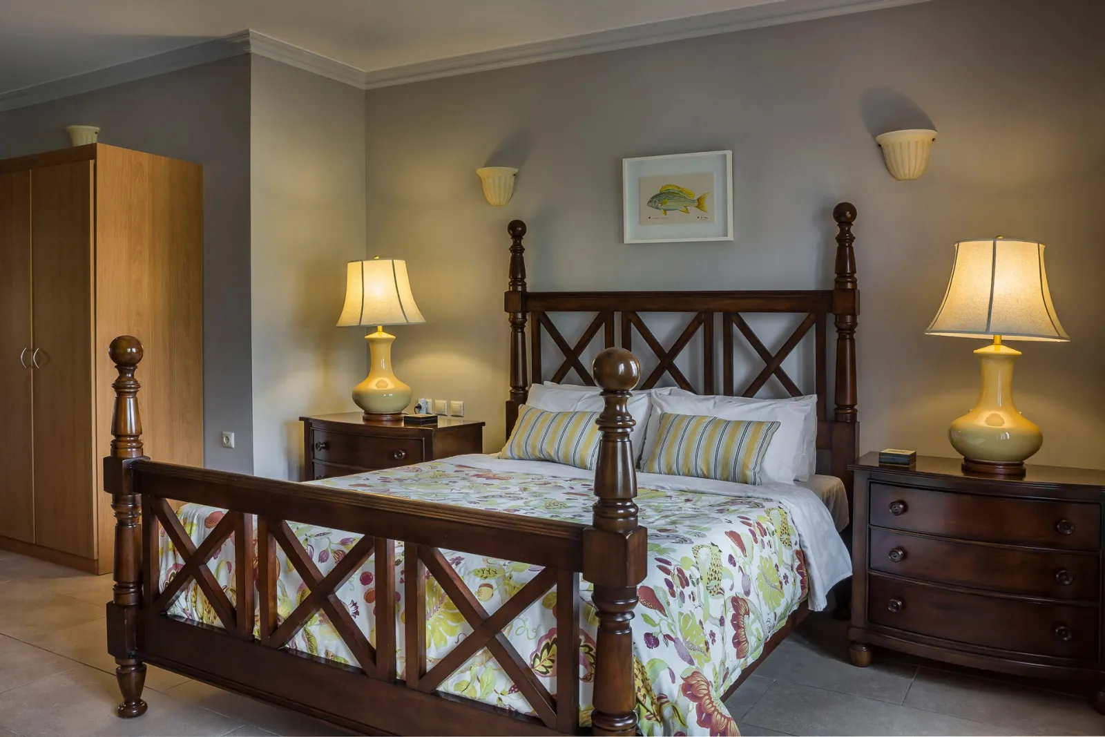 Superior Suite with Courtyard View No 107