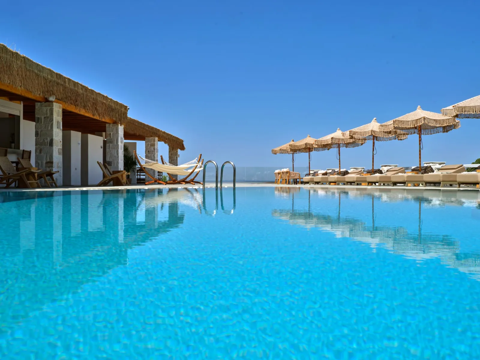 Villa Asterias (Superior 3-Bedroom villa with sea view-split level)