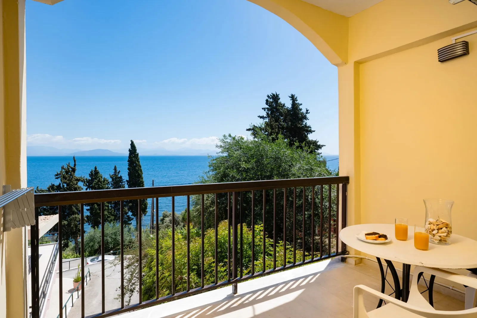 Triple Room with Sea View