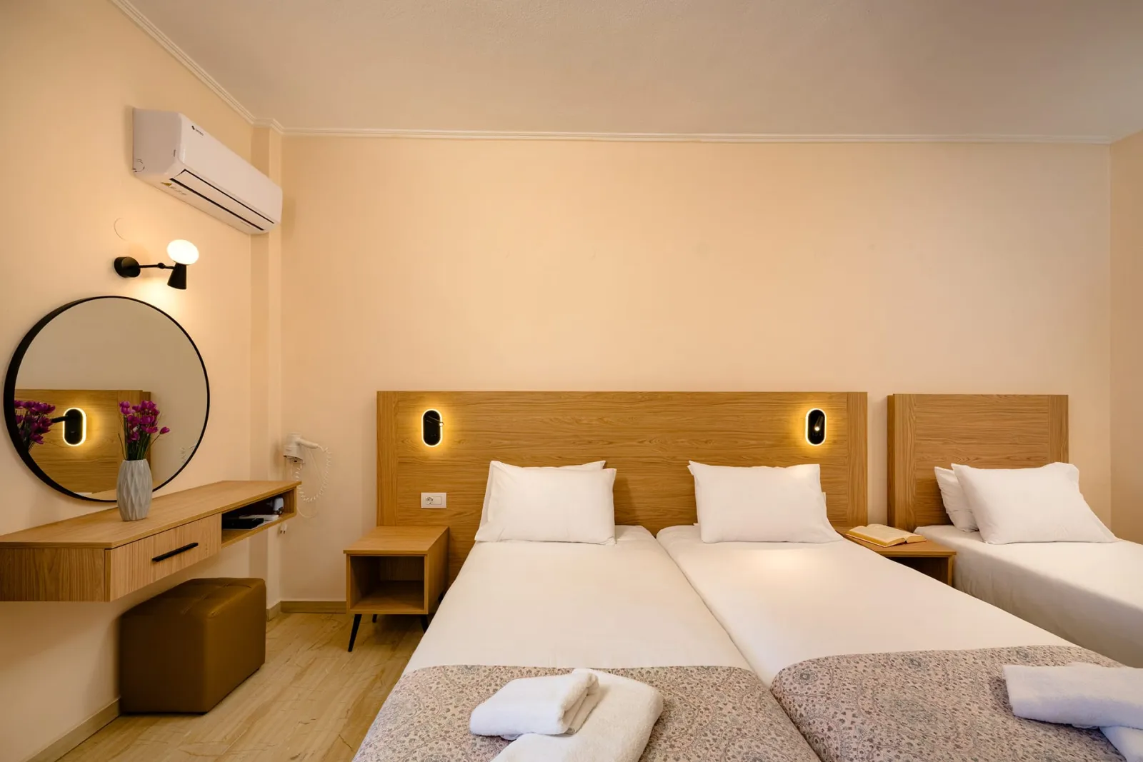 Triple Room with Sea View