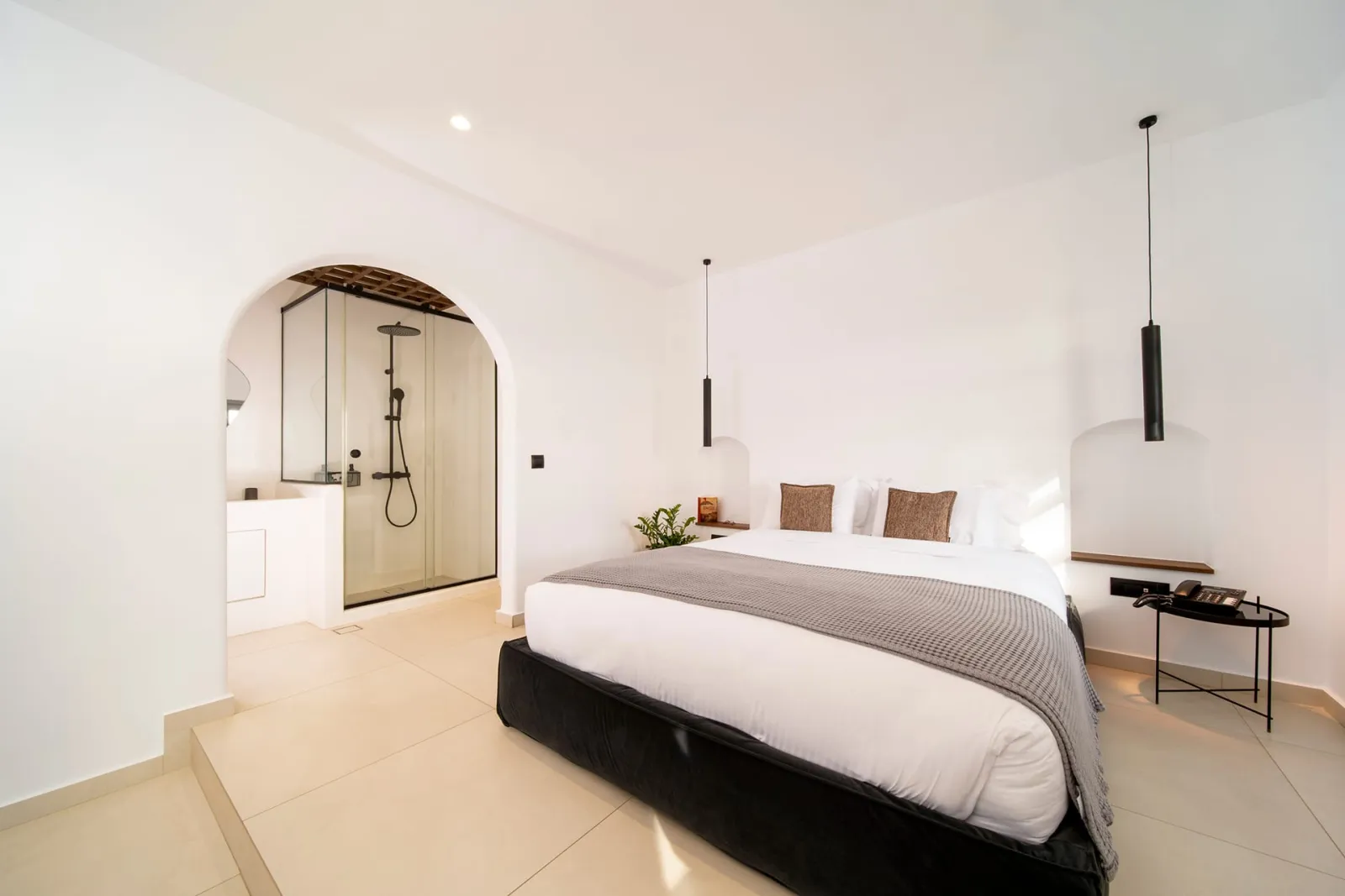 Superior Suite with Caldera View