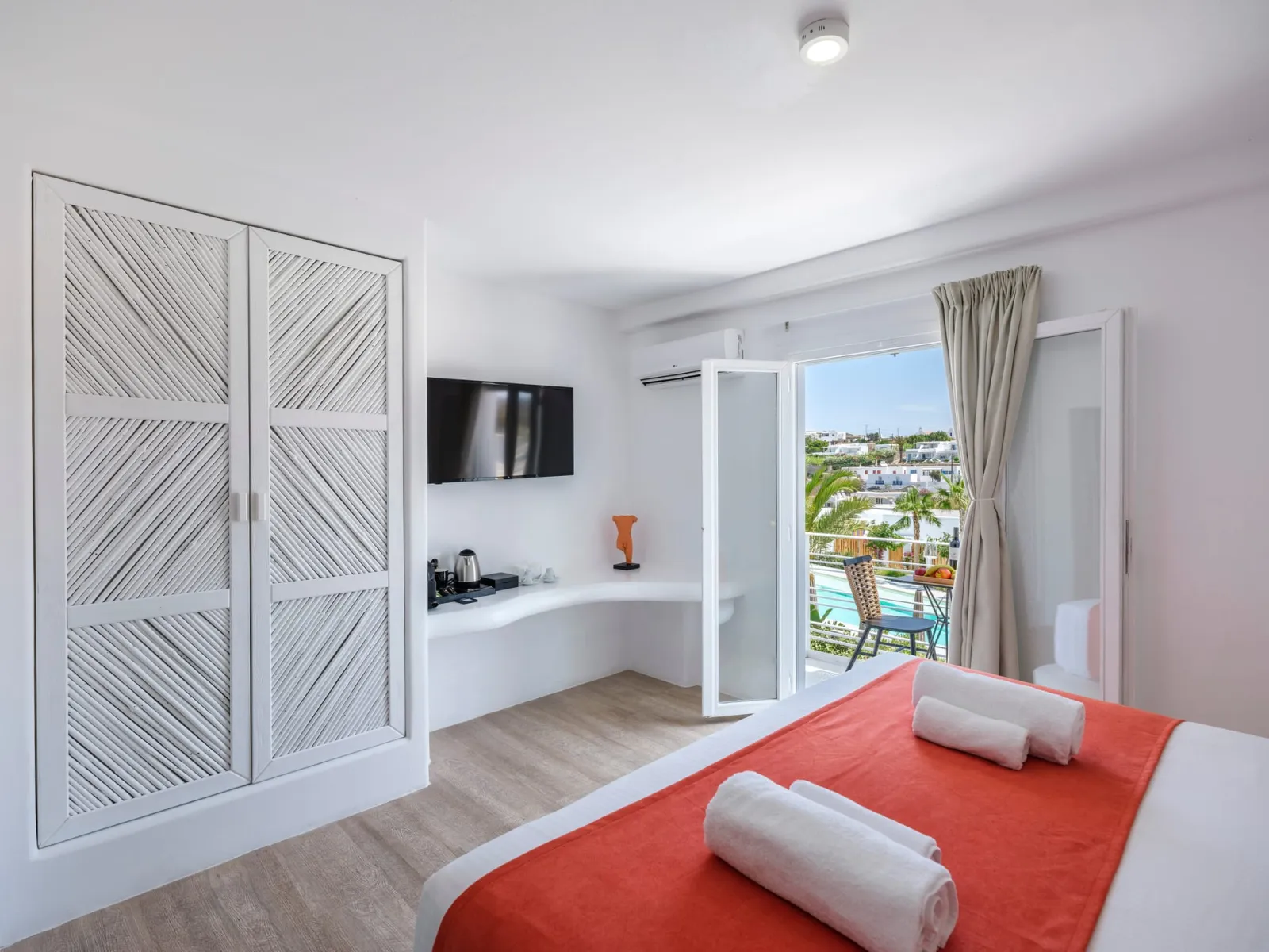 Double Room with Pool View