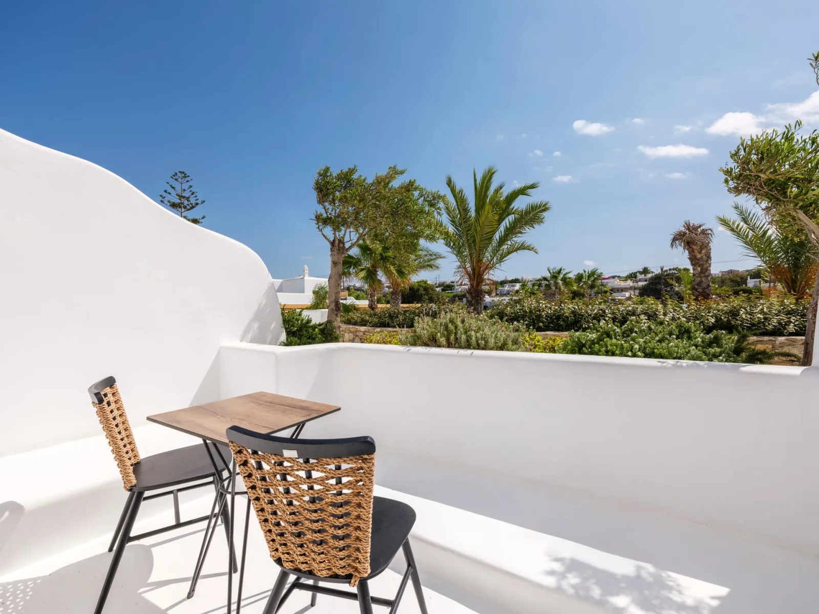 Deluxe Double Room with Garden View