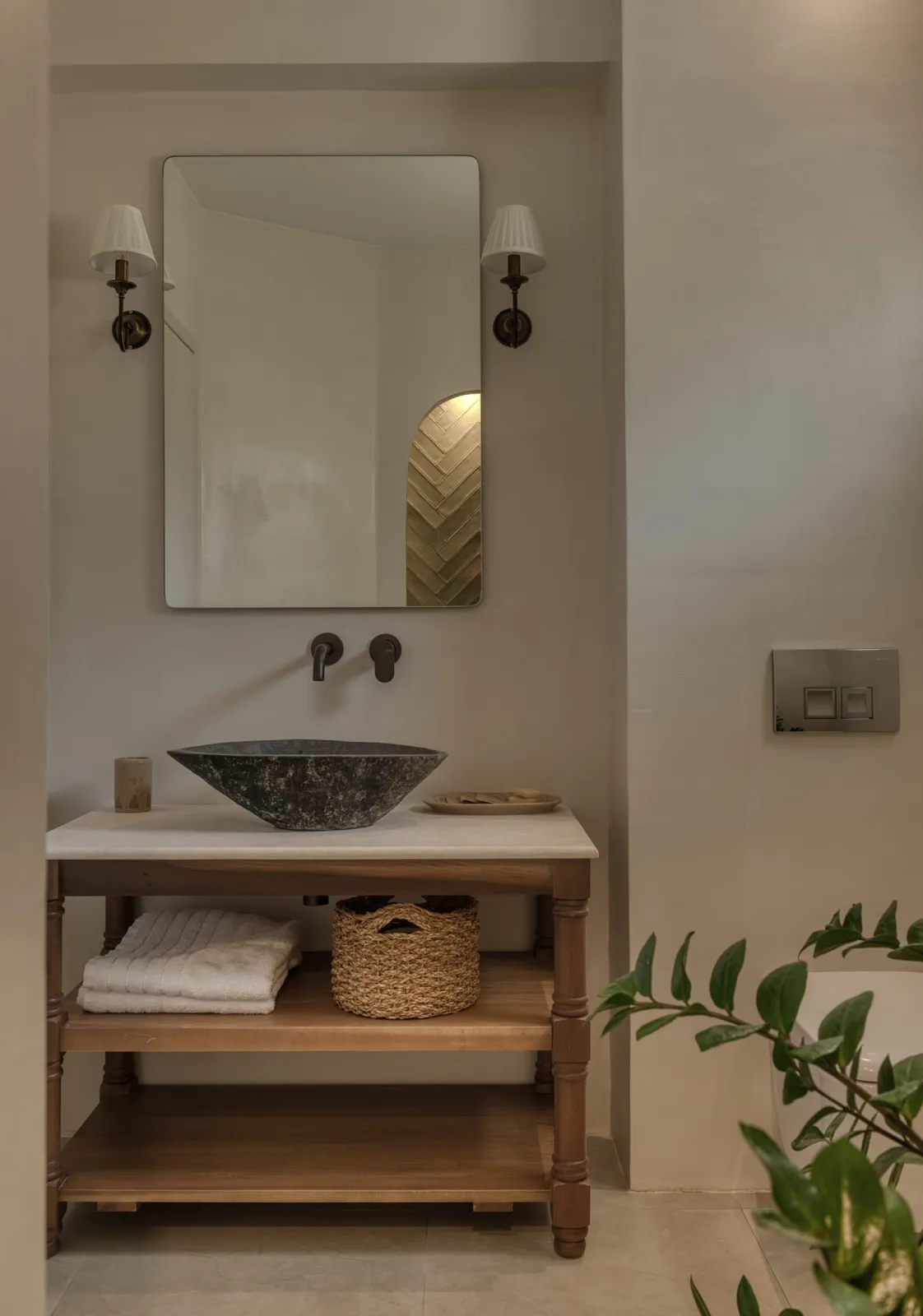 Superior One Bedroom Apartment