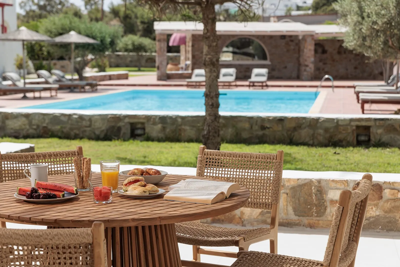 Deluxe Villa with Pool View
