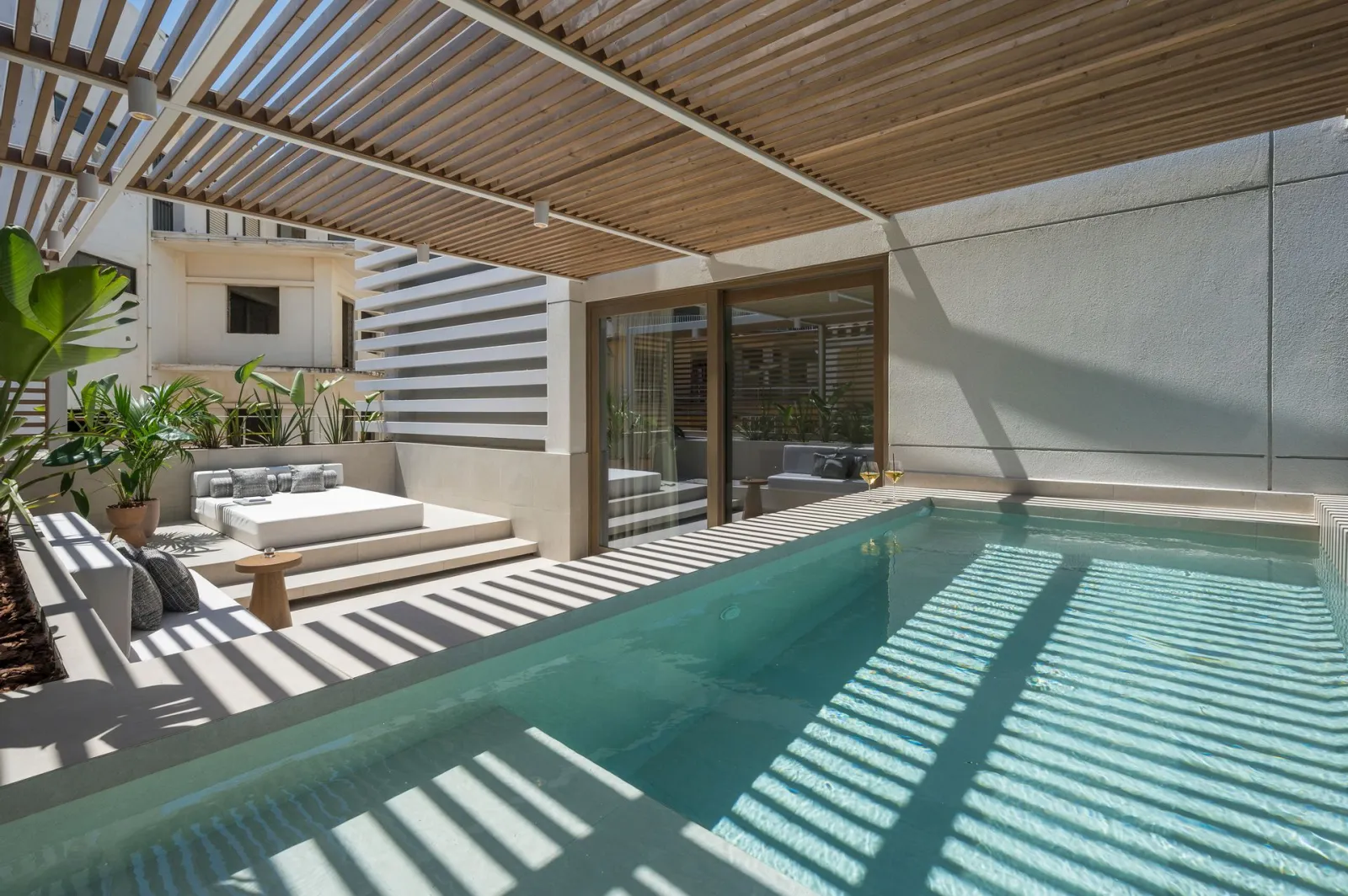 Deluxe Suite Private Pool