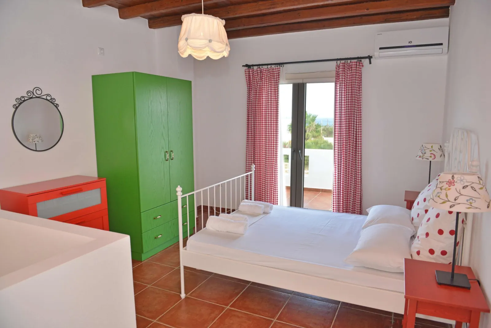 Four-Bedroom House - Garden and Pool View