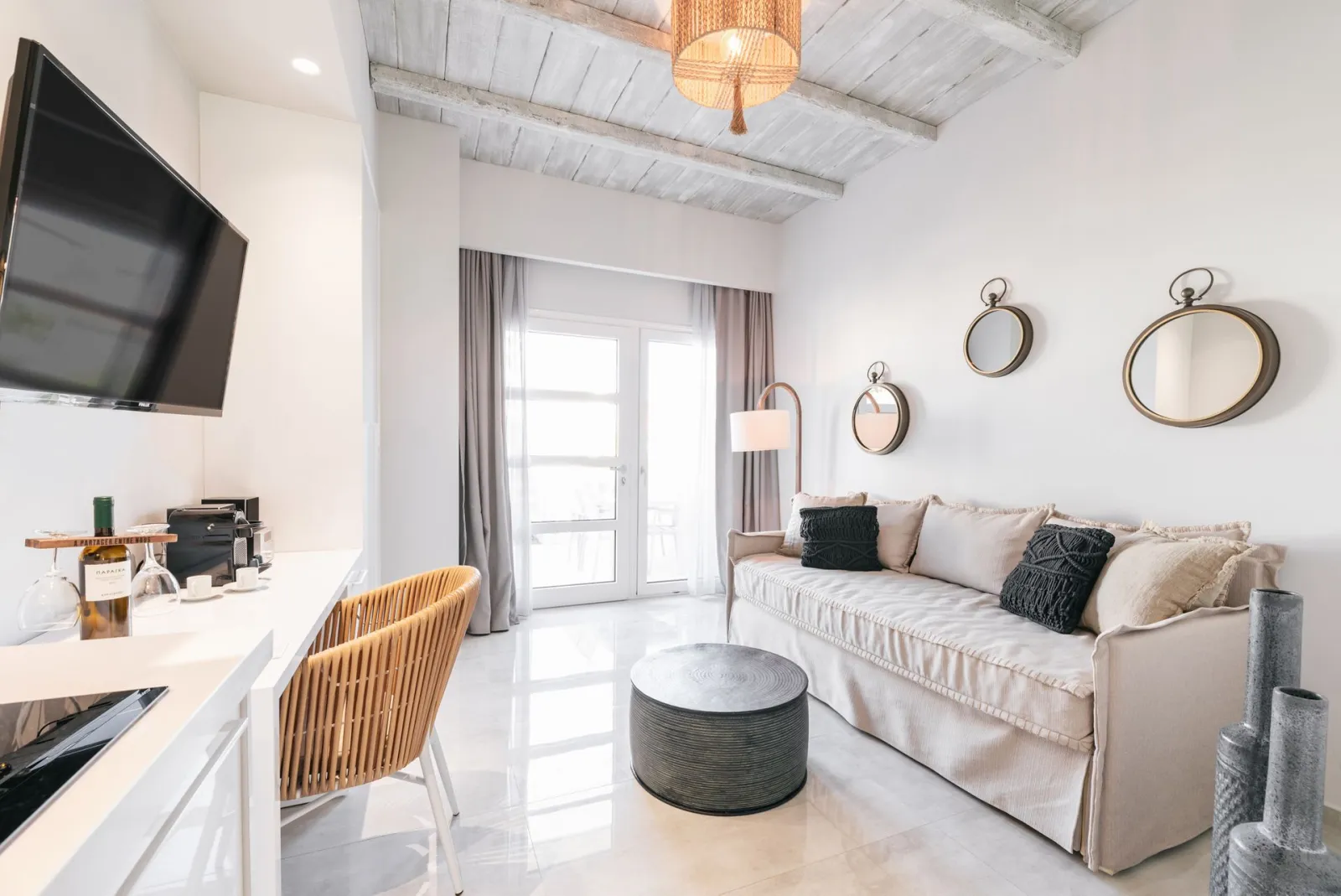 Deluxe Apartment
