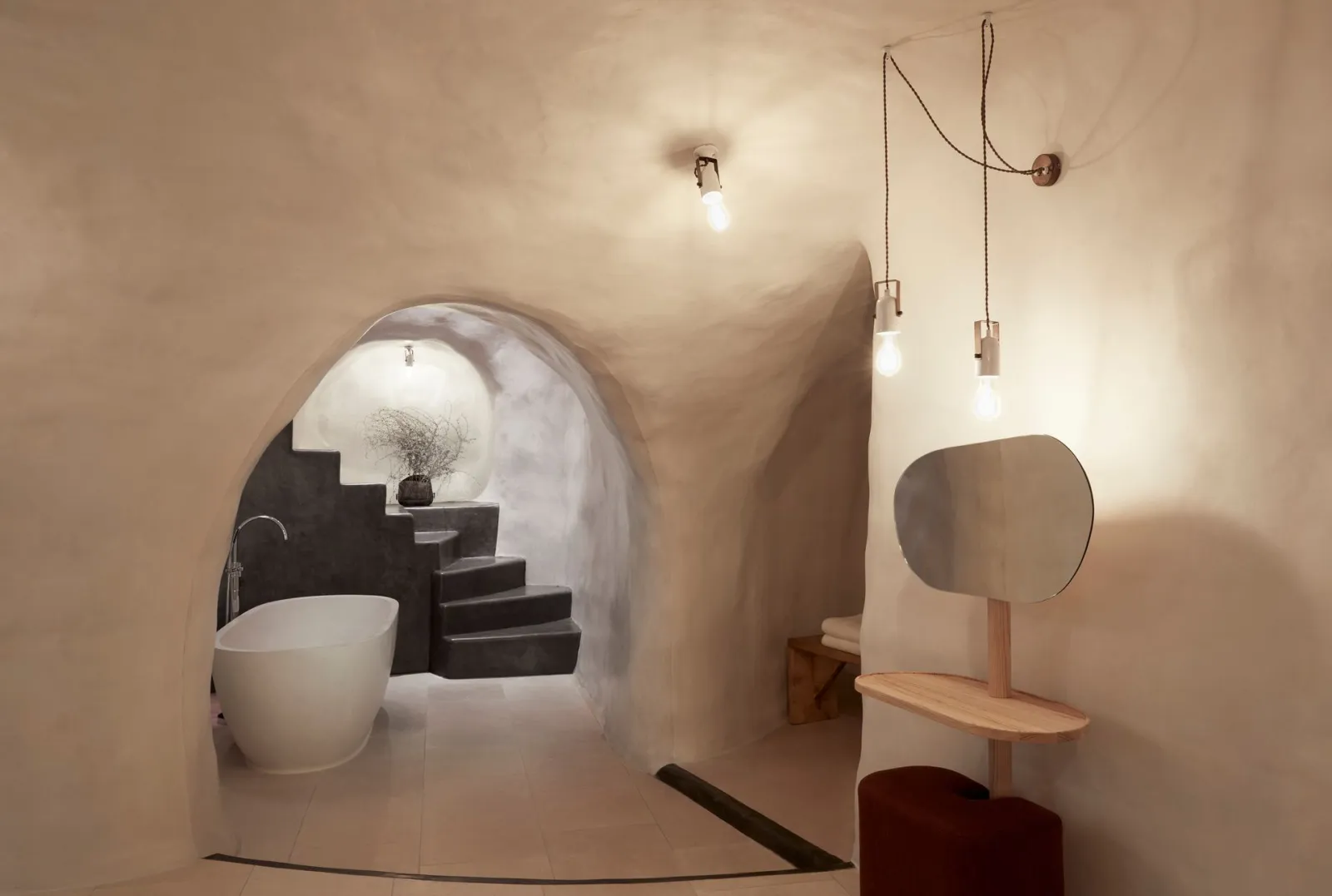 Vinsanto Honeymoon Villa with heated pool and caldera view