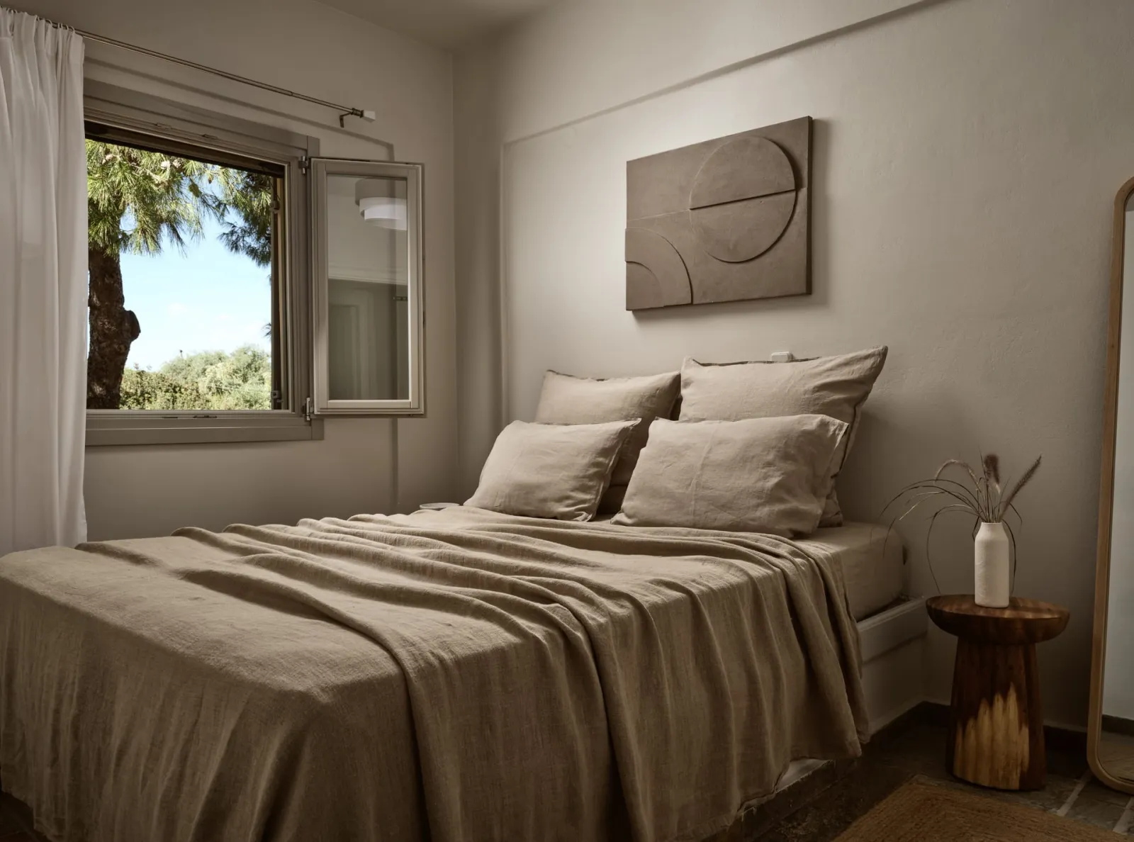 Superior Two-Bedroom Beachfront View Suite